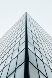 Vista exterior de un edificio de oficinas