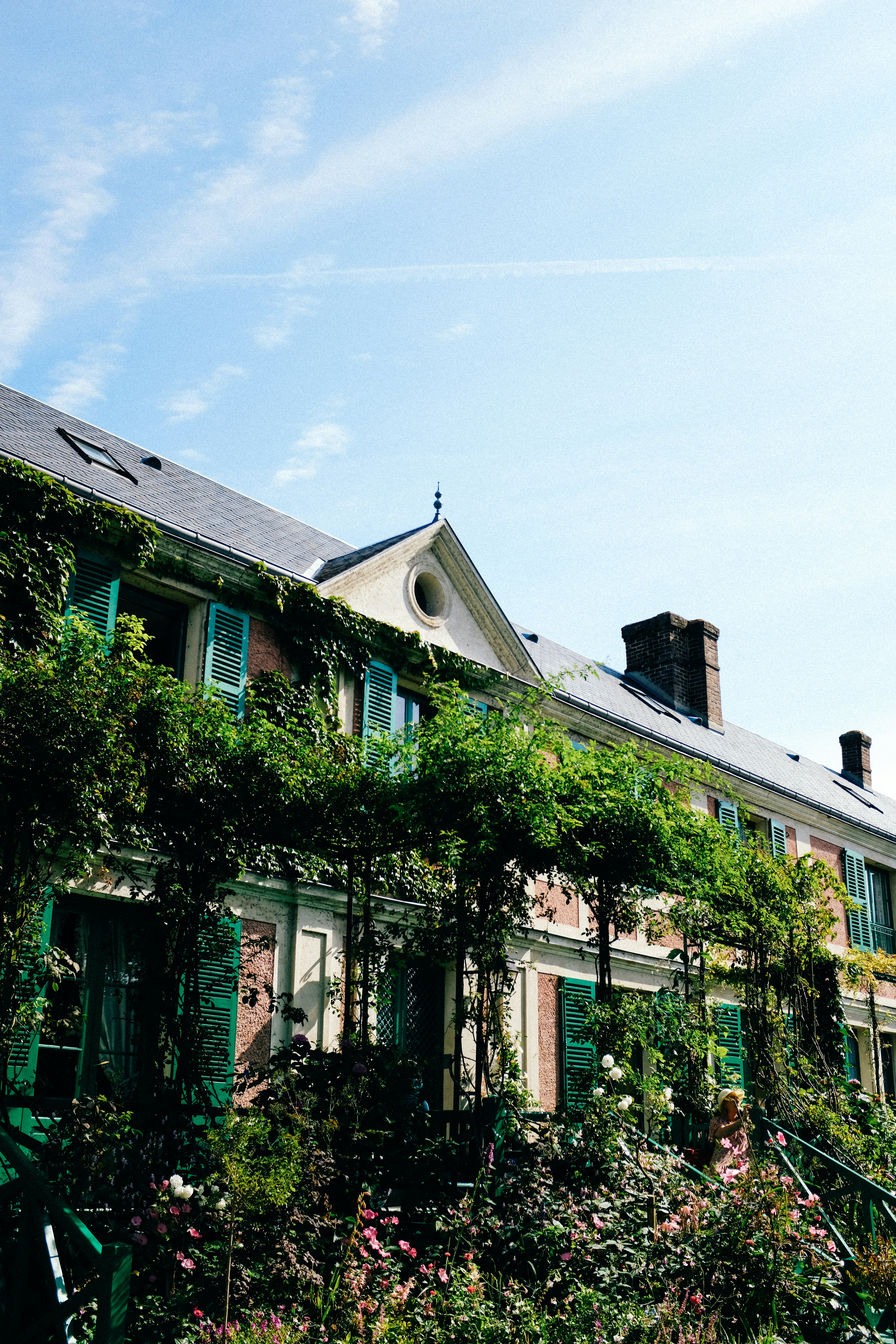 Photo by adrienolichon