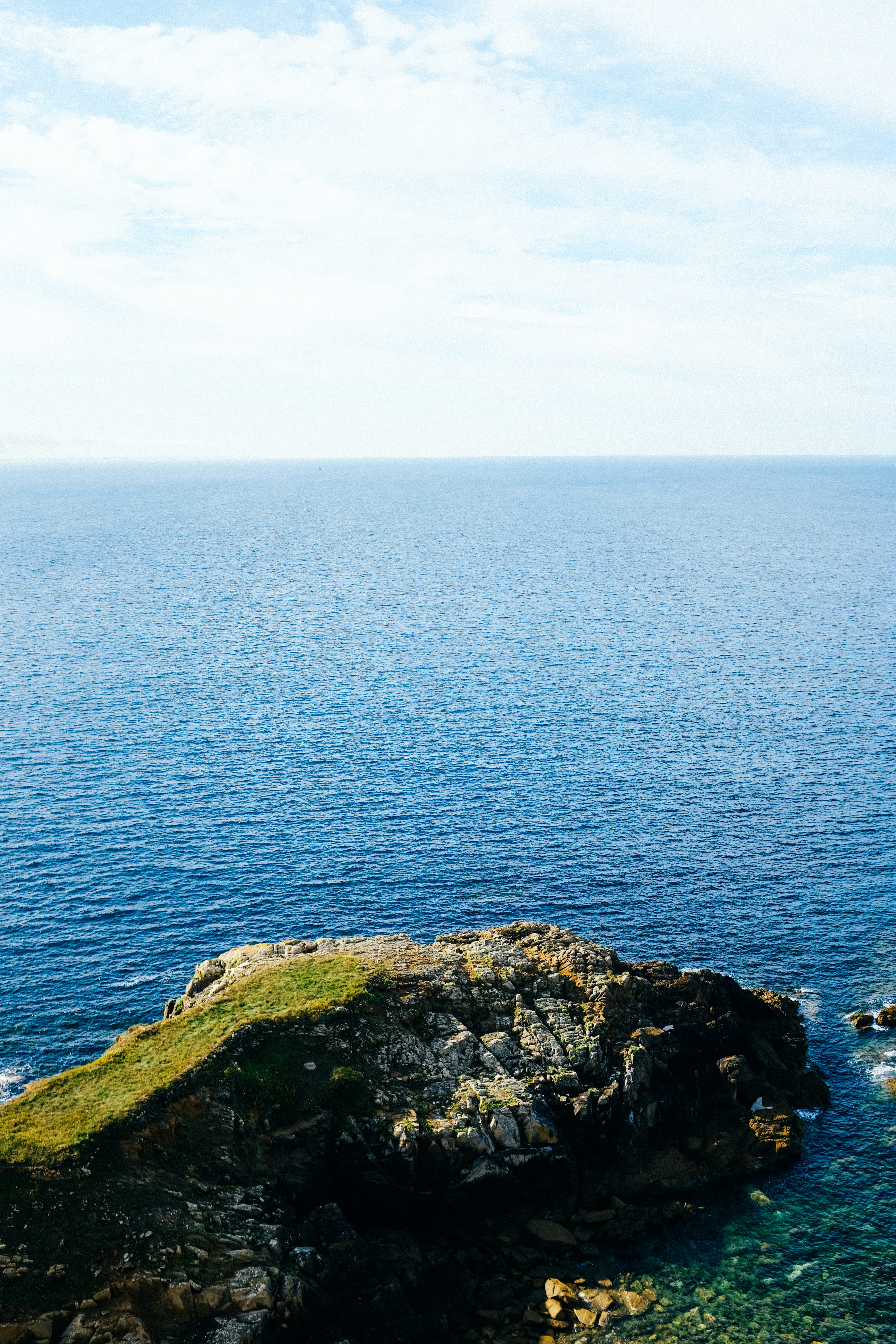 Photo by adrienolichon