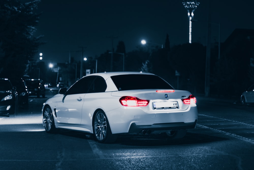 white bmw m 3 coupe