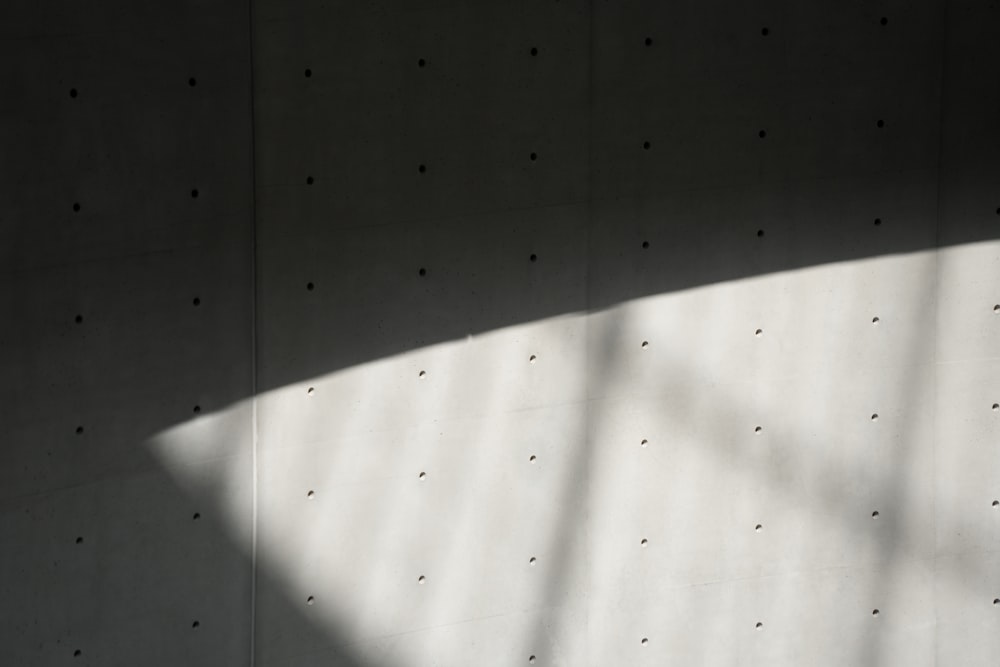 white and gray ceramic tiles