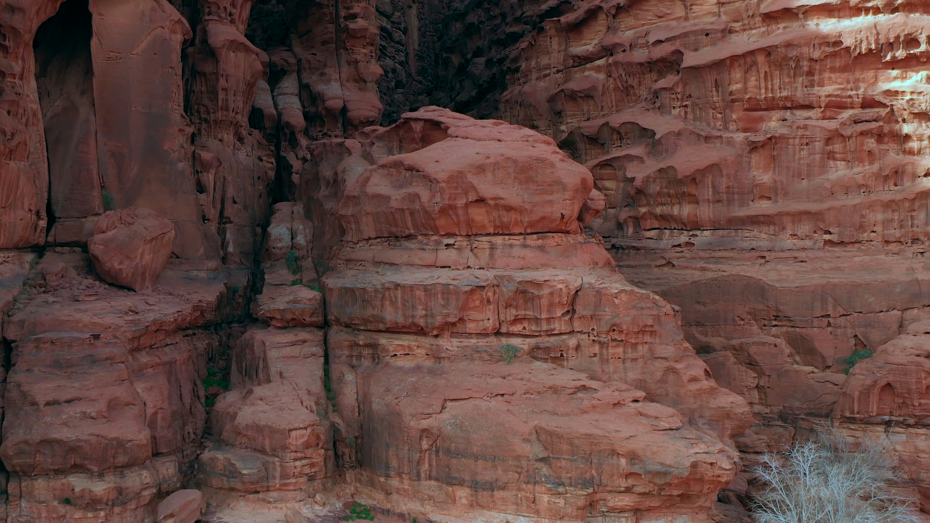 brown rock formation during daytime