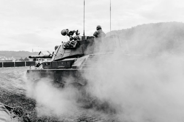 NATO再軍備が揺さぶる欧州経済 — GDP比5%目標がもたらす「防衛特需」と財政リスクの構造