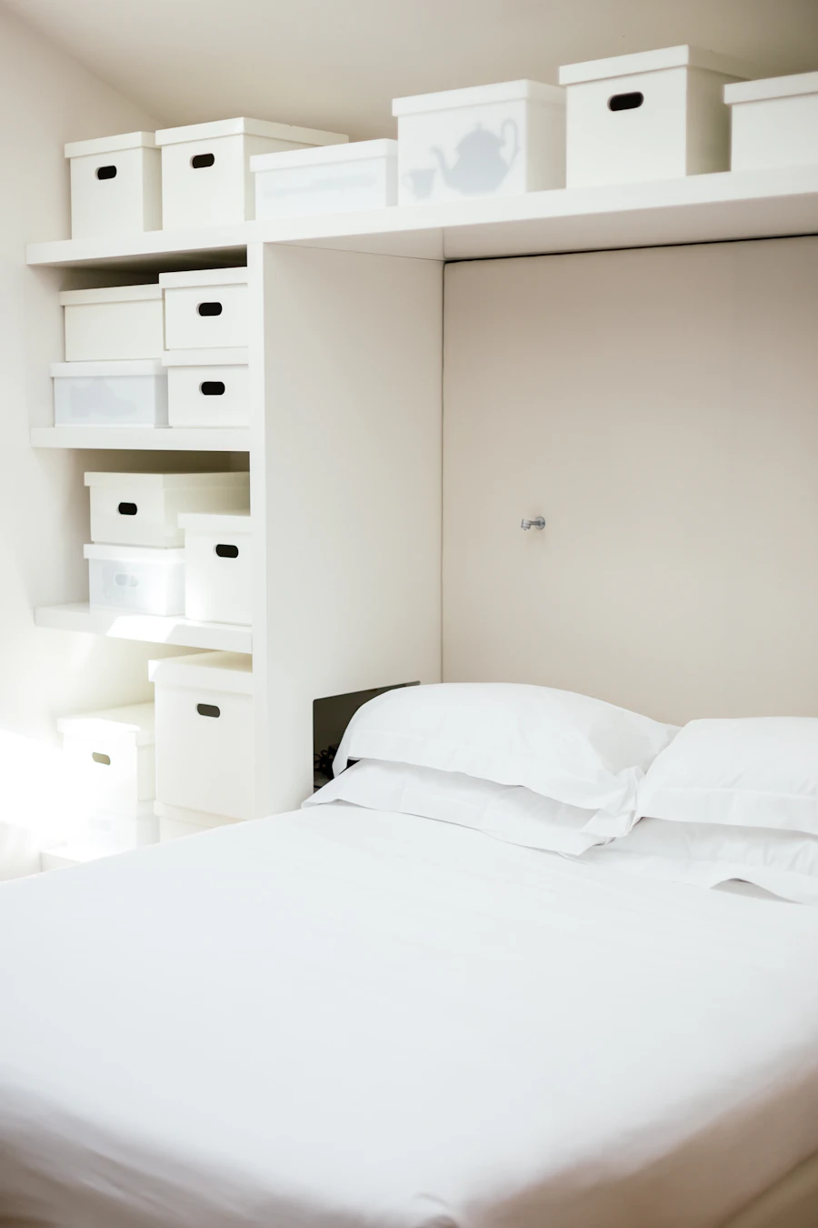 Cabinet bed folding