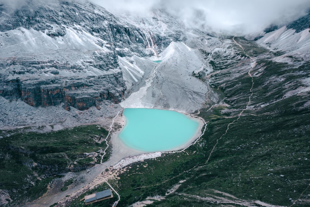 lake in the middle of the mountains