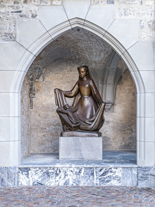 Optimal Weather Guide for Vaduz: Ideal Seasons and Months to Visit