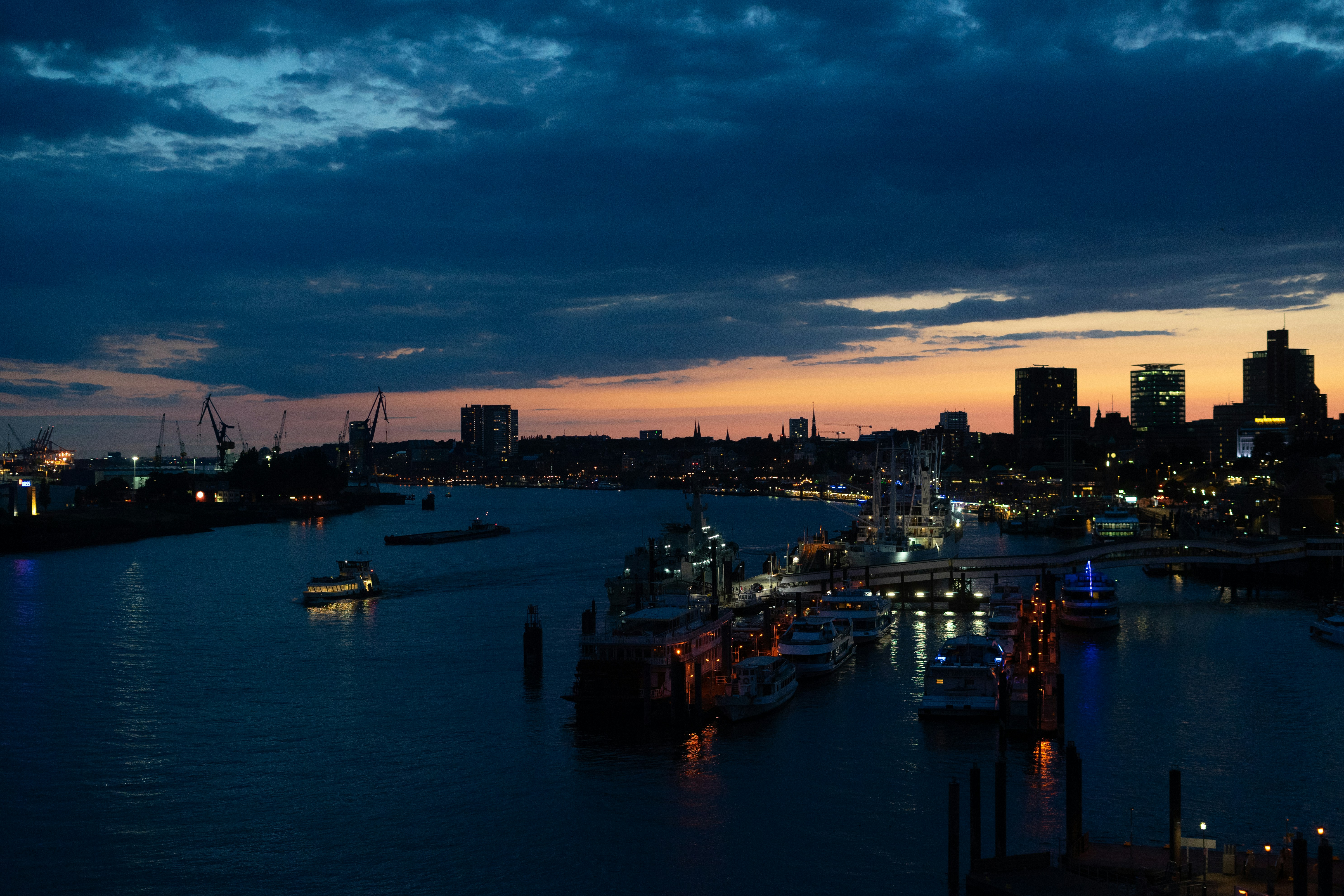 Photo by anthonyrosset