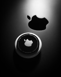 black and white apple logo