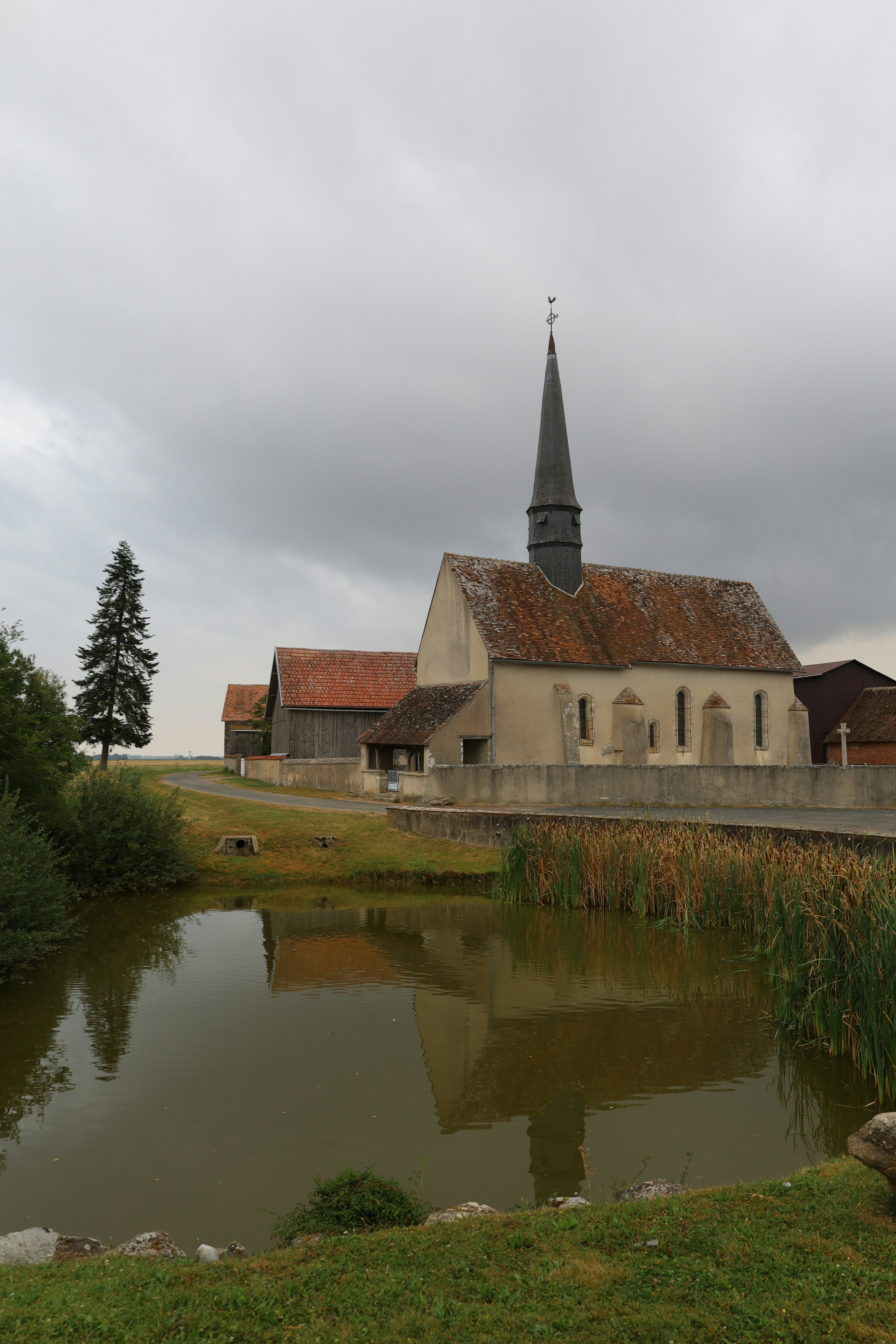 Discovering Montargis: A Day of Charm and Delight