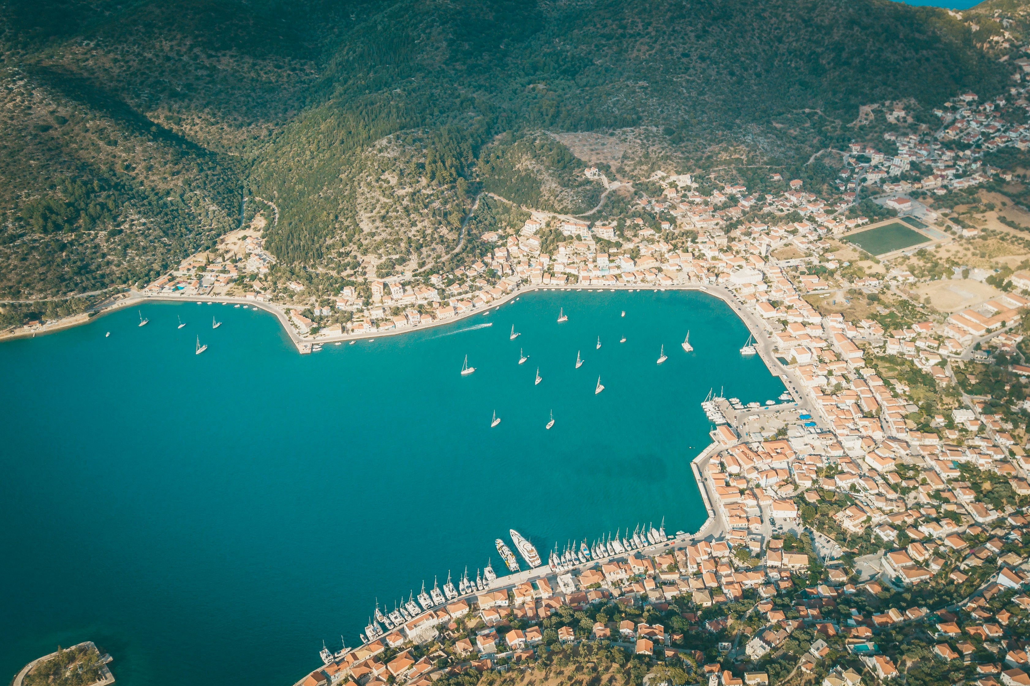 Photo by raimondklavins
