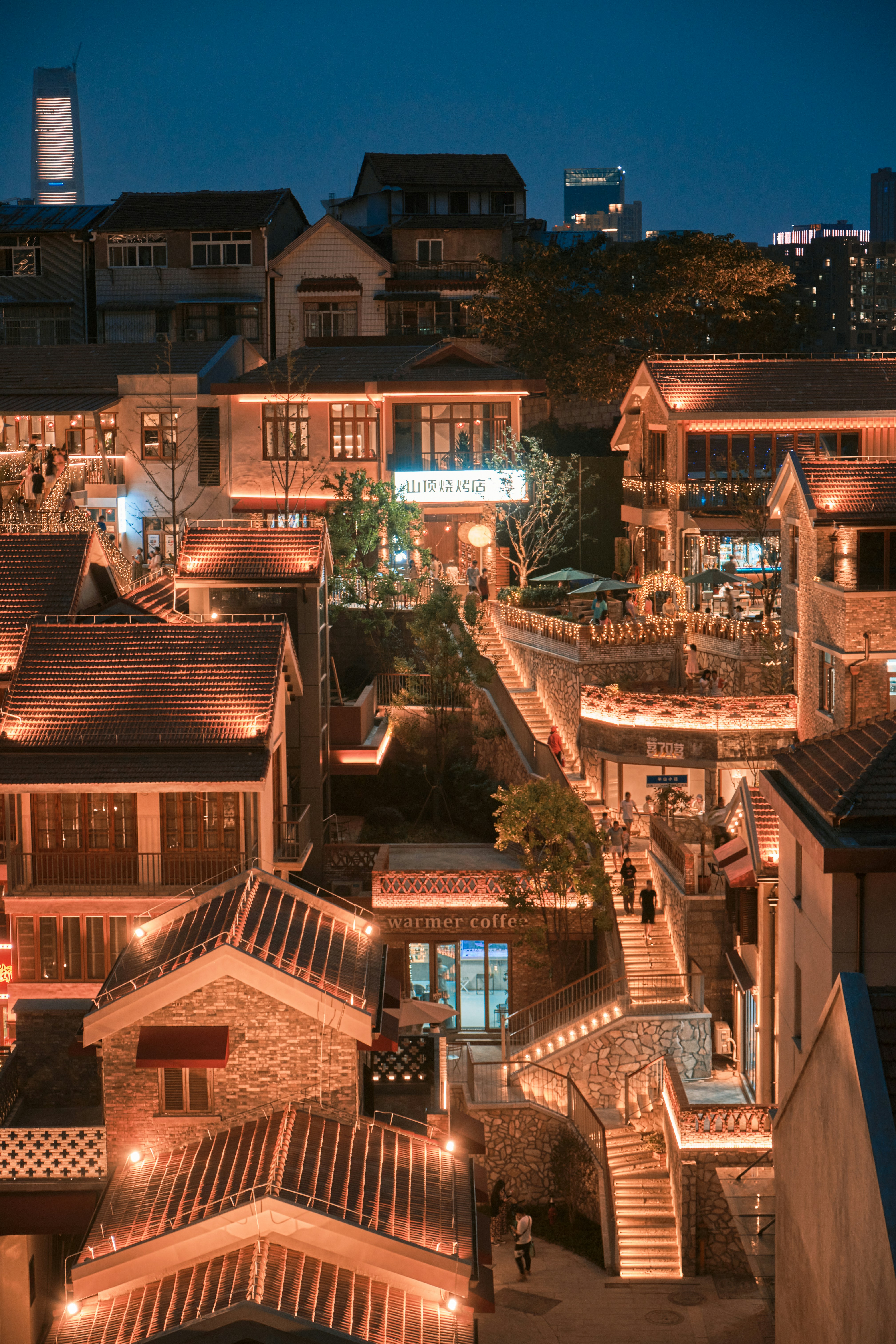 Rooftop Bars and Ocean-View Drinking Spots
