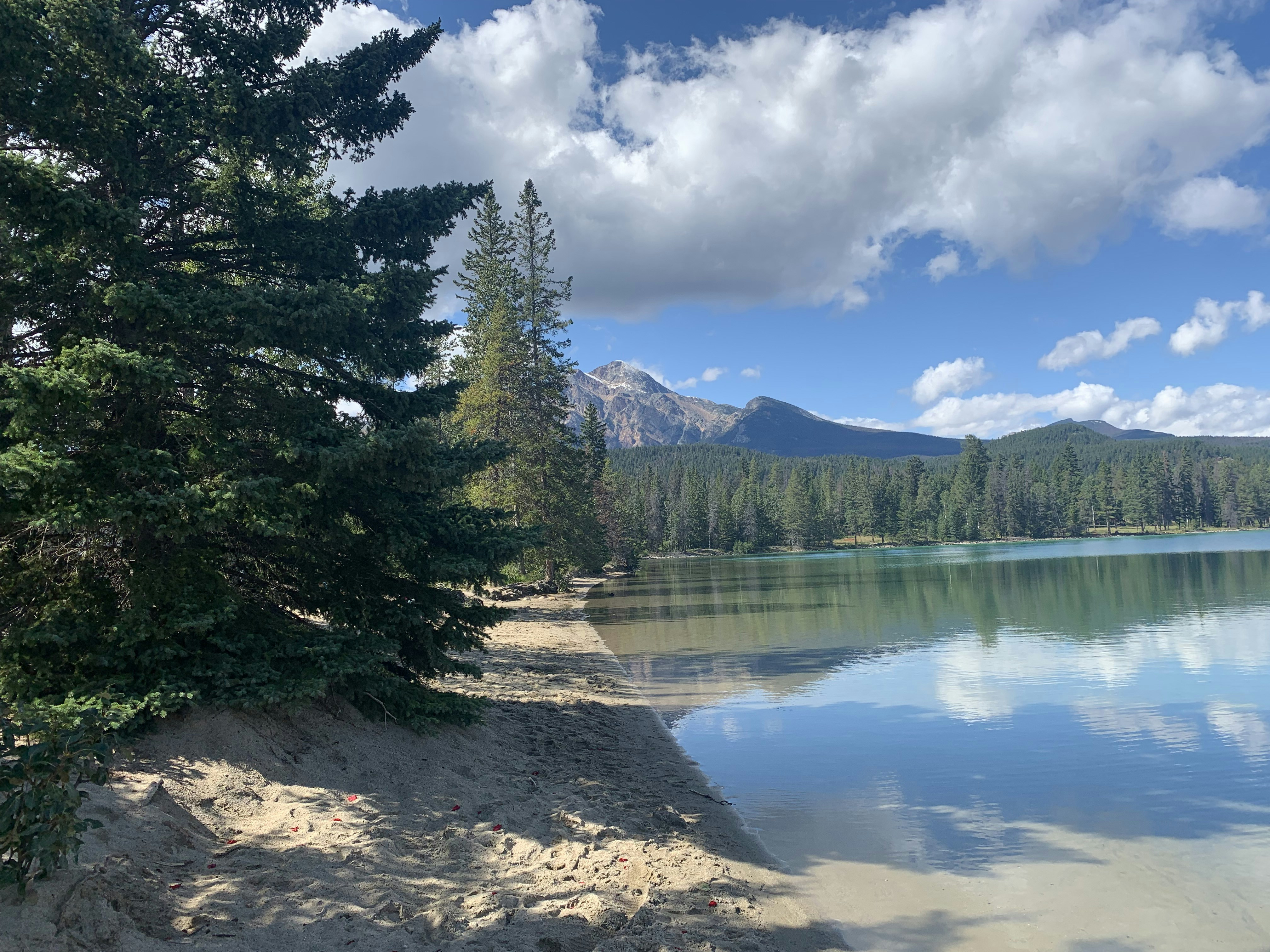 Lake Edith Jasper AB, Canada 8 best free lake, jasper, ab and canada