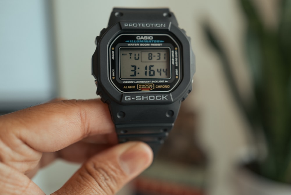 black casio g shock digital watch