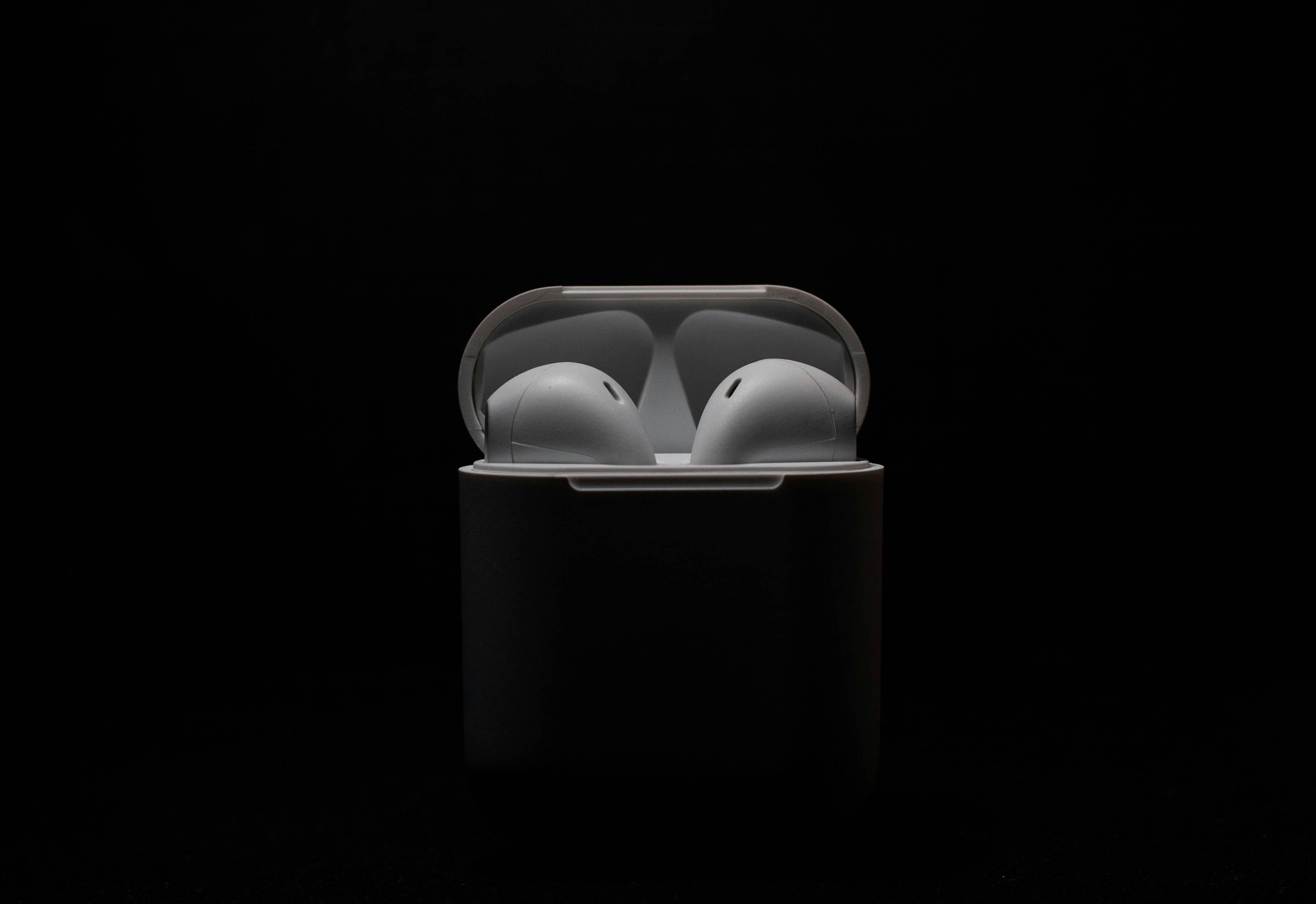 How to Generate inbar lavi nude with AI