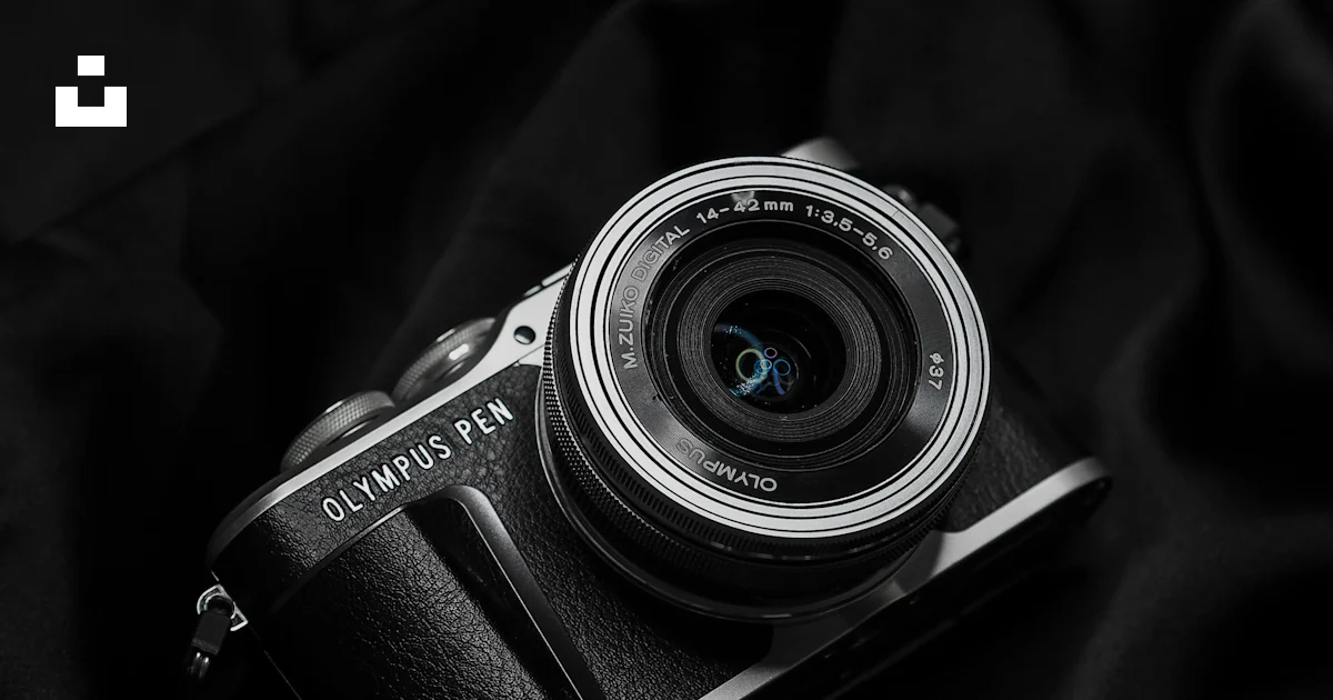 Grey Cameradslr Black and silver dslr camera photo – Free Grey Image on Unsplash