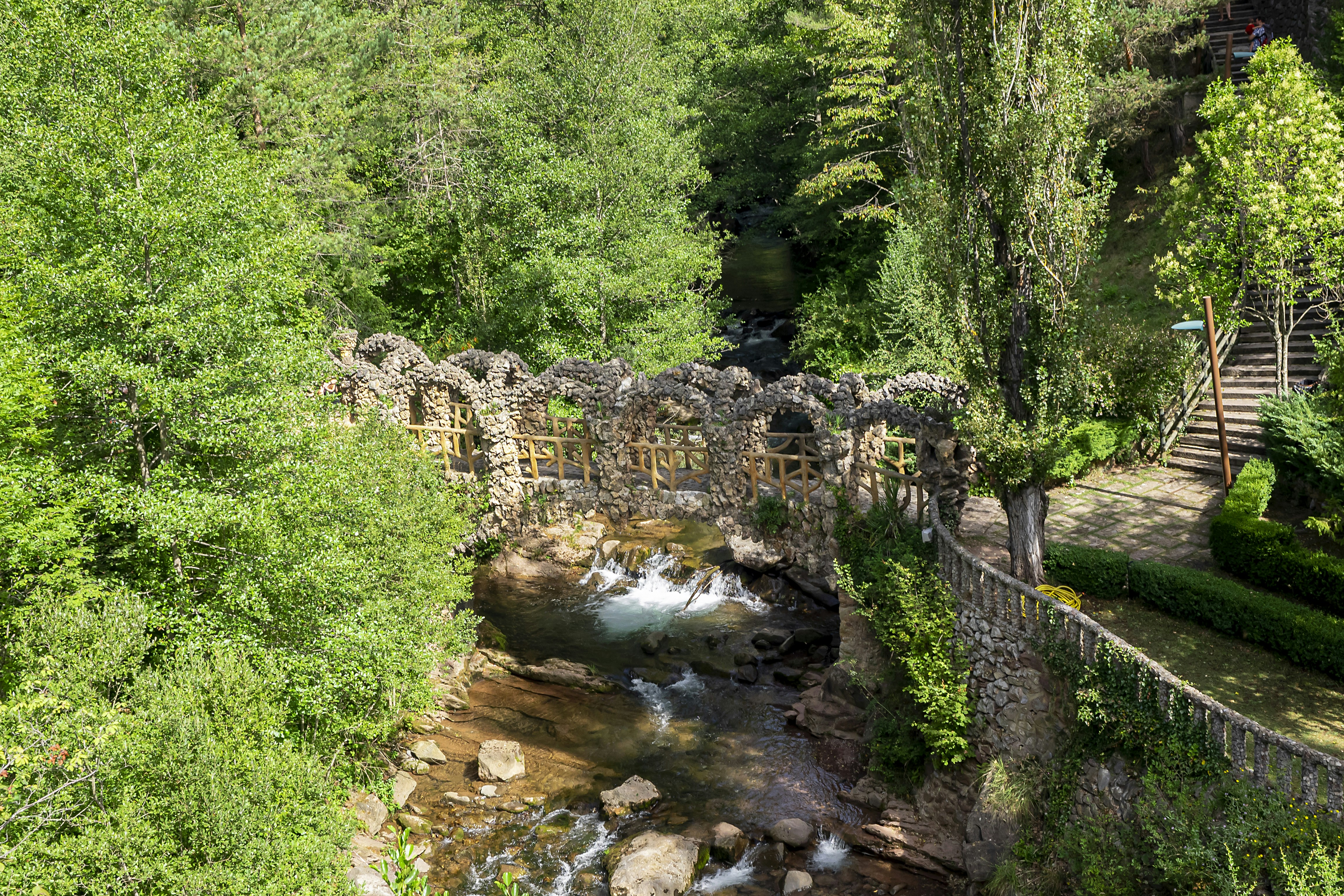 Jardines románticos modernistas de la La Pobla del Lillet, España