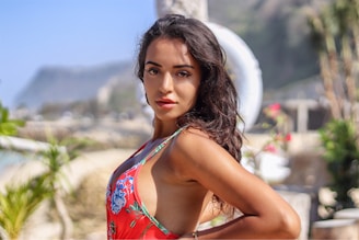 woman in red top onlyfans