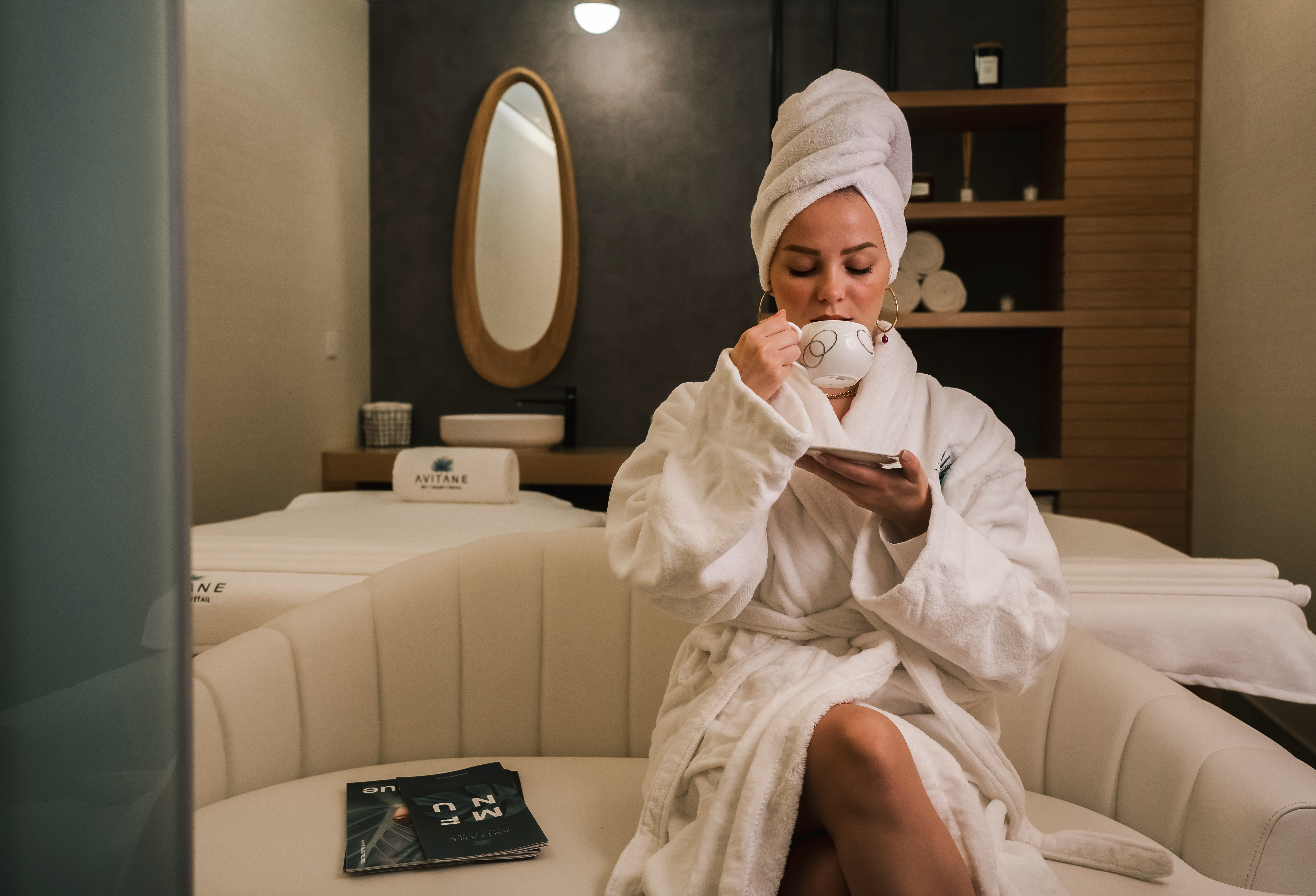 Four Seasons, Four Ways to Bloom: A Year-Round Ritual Guide for Tea and Spa Lovers