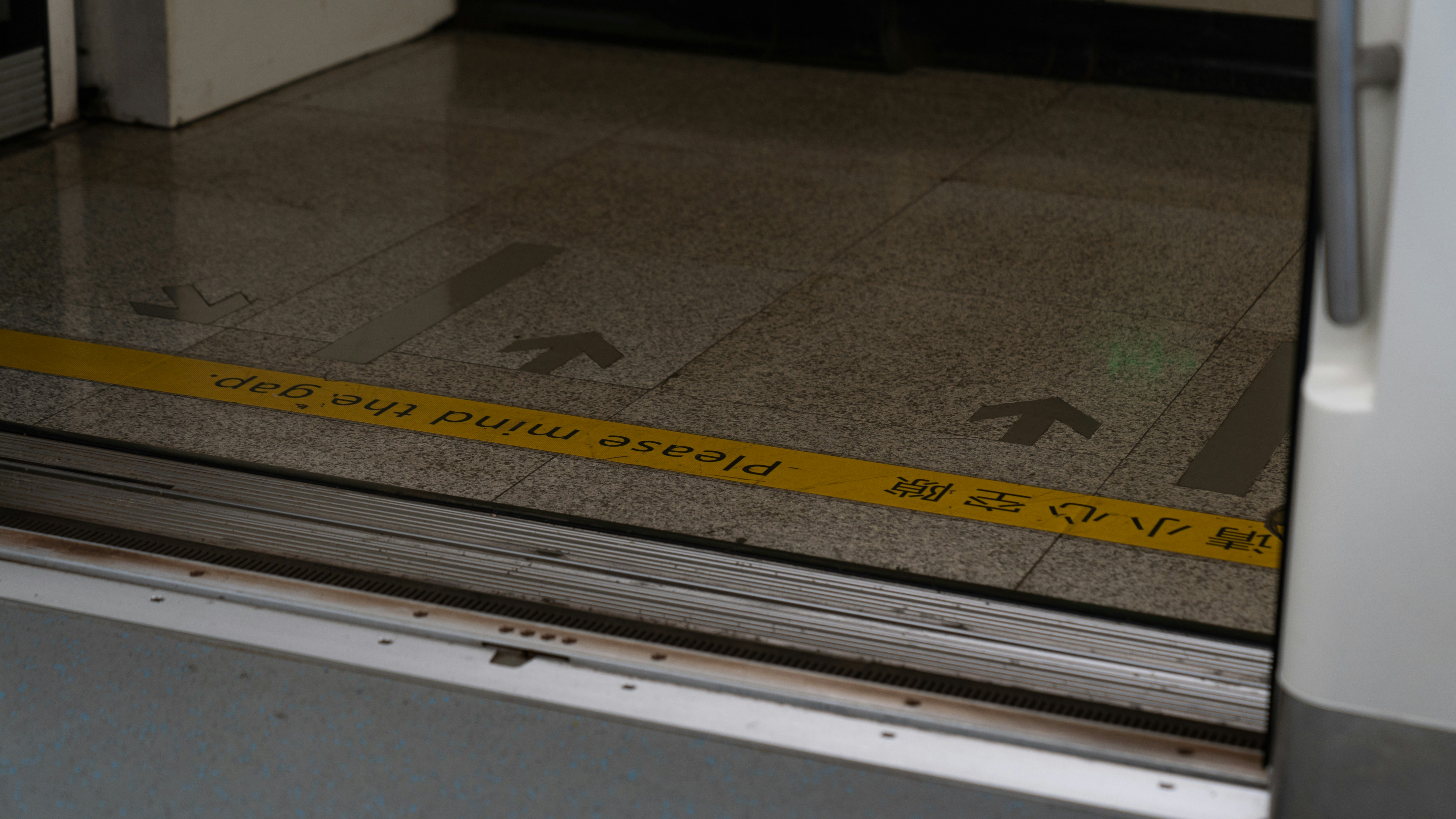 white and gray floor tiles