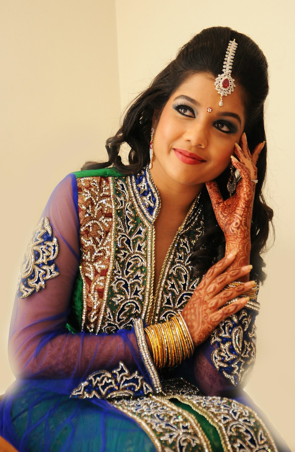 woman in purple and brown sari