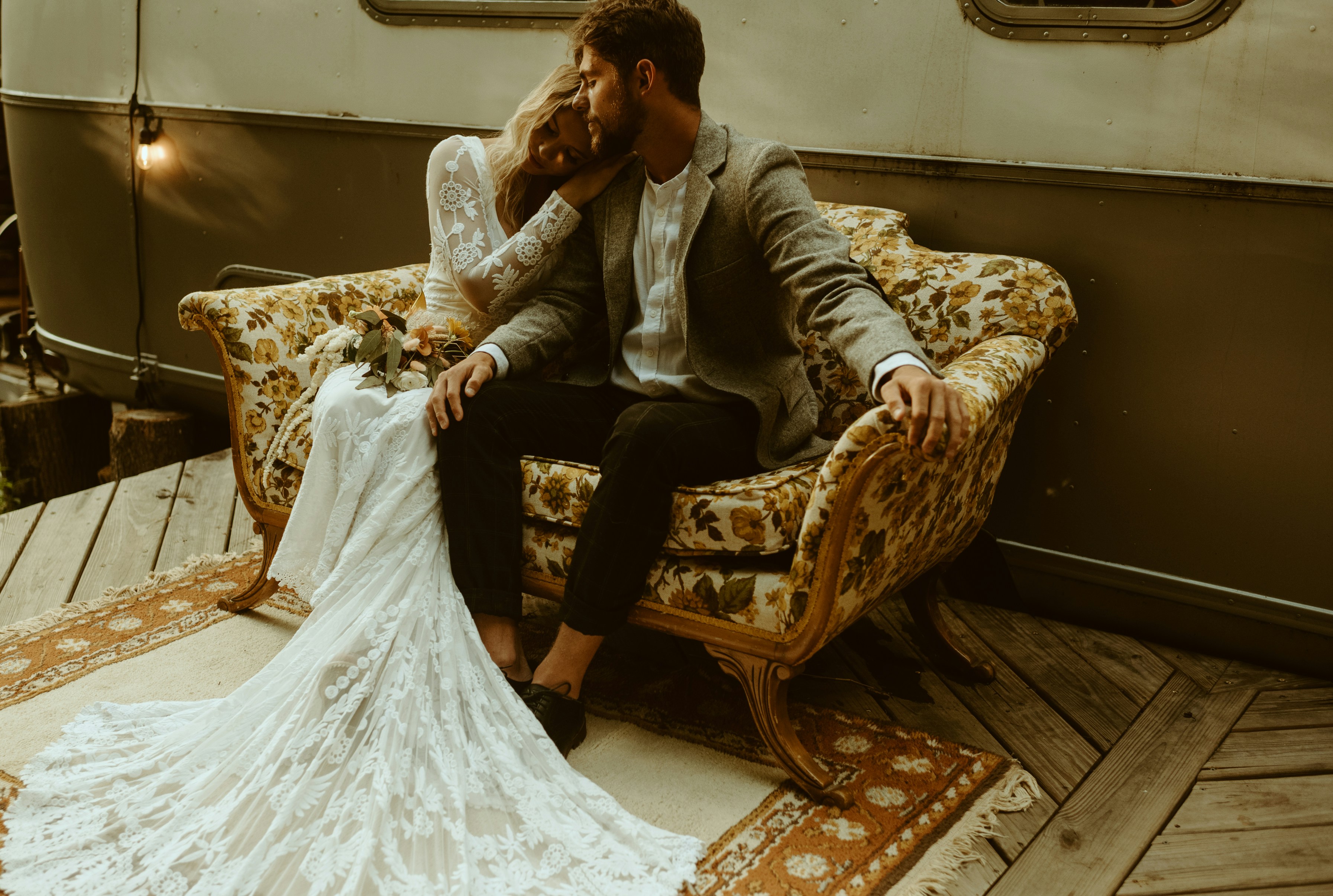 wedding planning calm, wallpaper, Wedding Planning Burnout: How to Cope with Stress 4