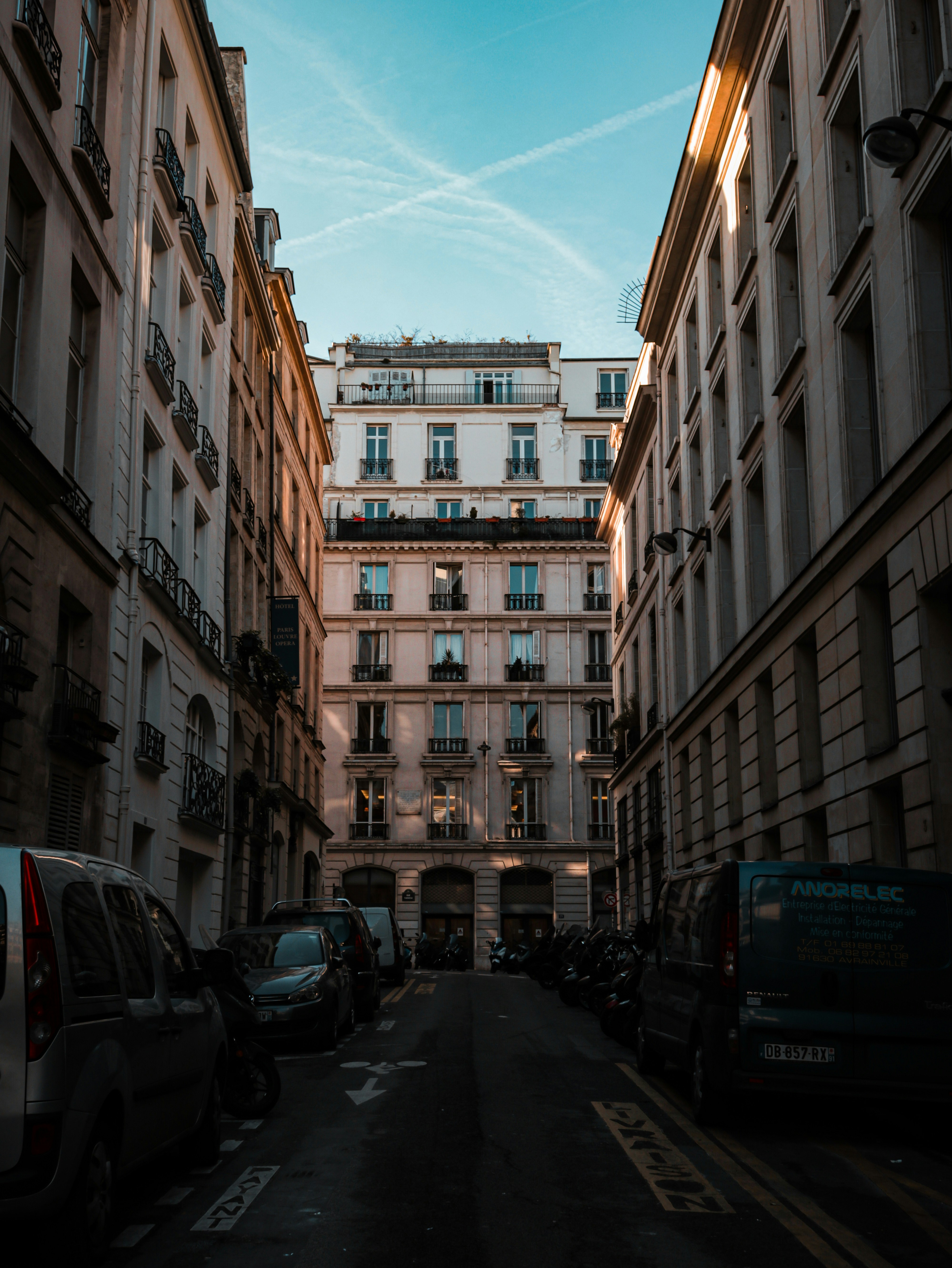 Photo by shotinmoment_