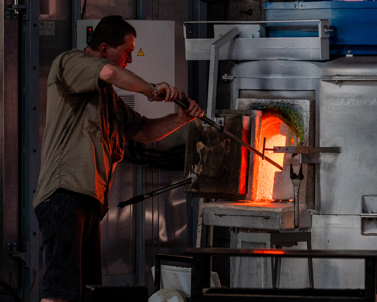 How Does Arizona's Dry Winter Air Impact Furnace Performance and Comfort?