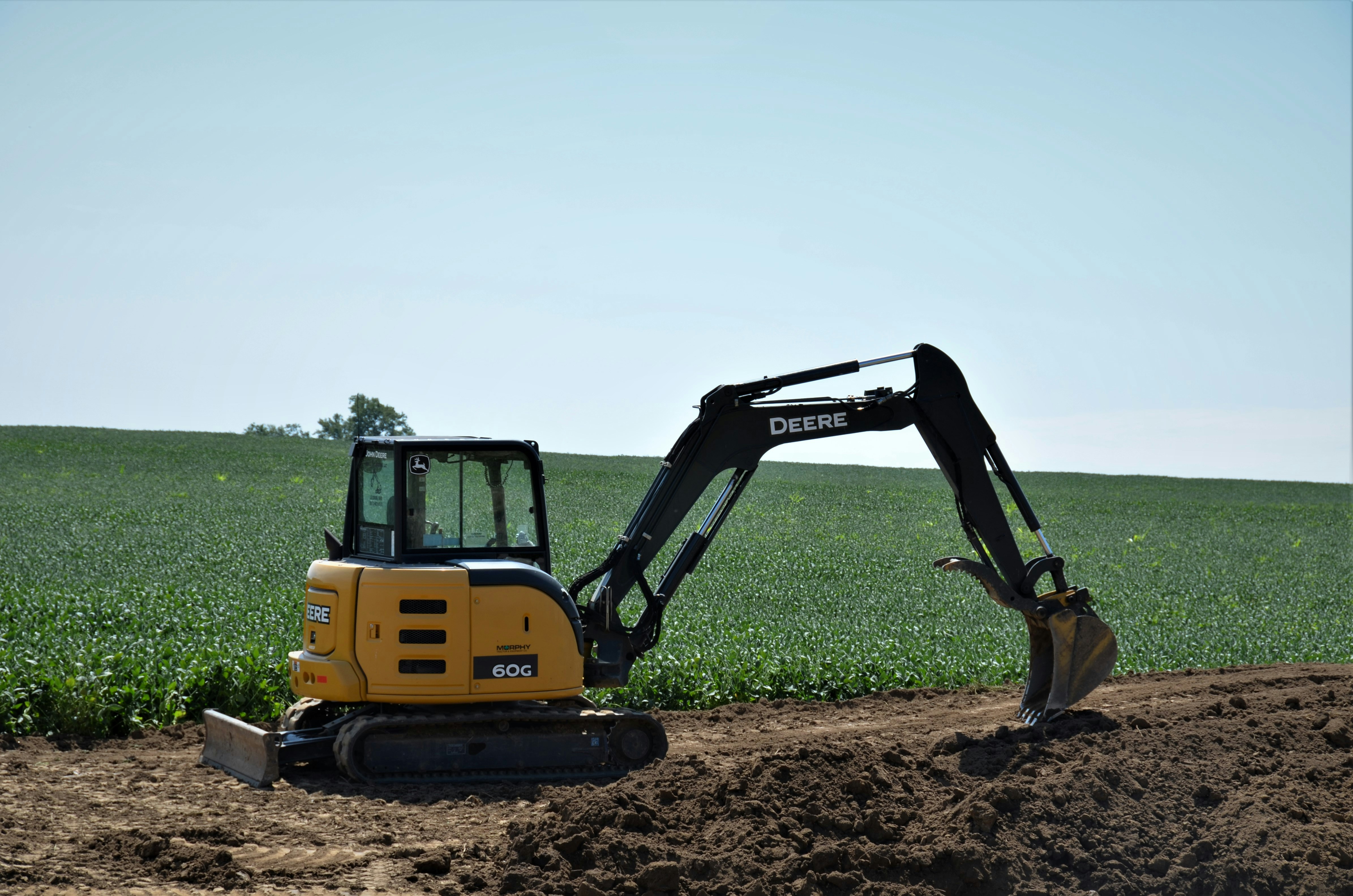 mini excavadora trabajando