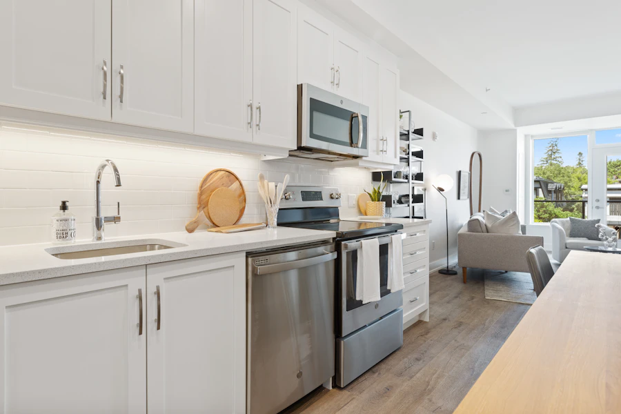 Kitchen appliances including microwave