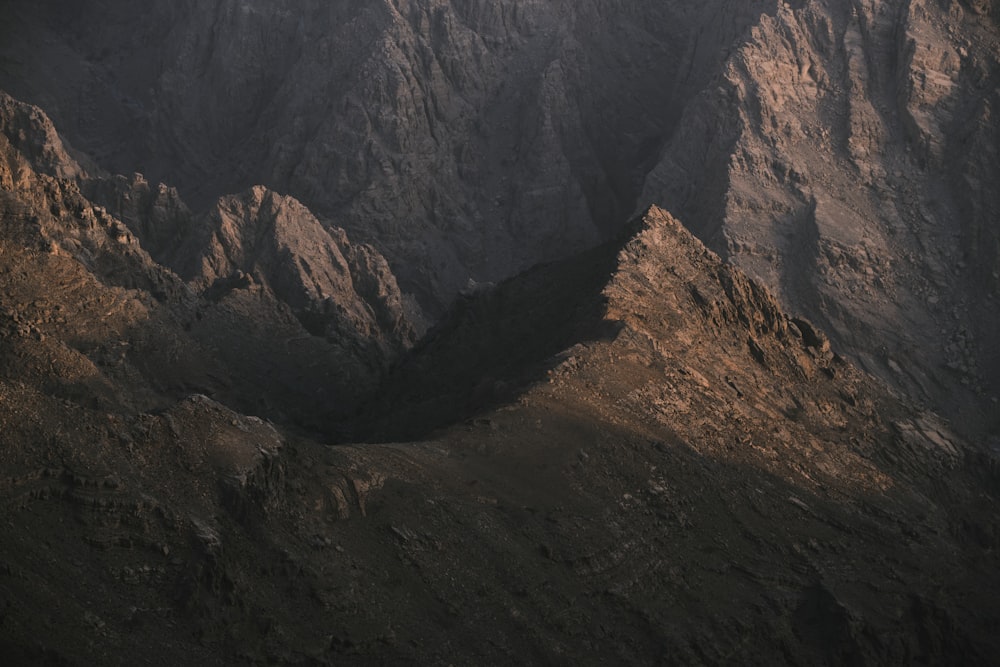 brown rocky mountain during daytime