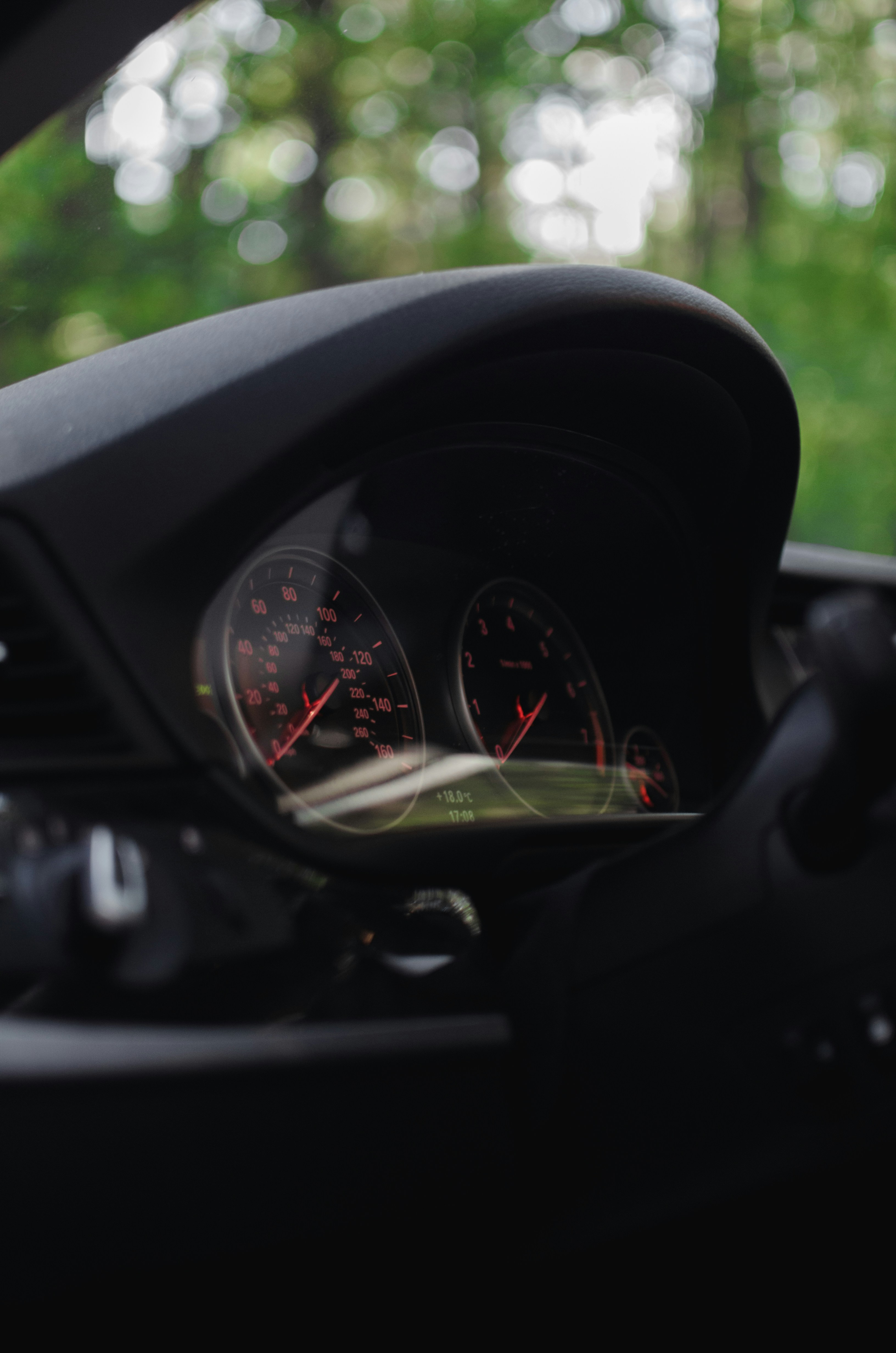 Black car instrument panel cluster photo Free Ukraine Image on Unsplash