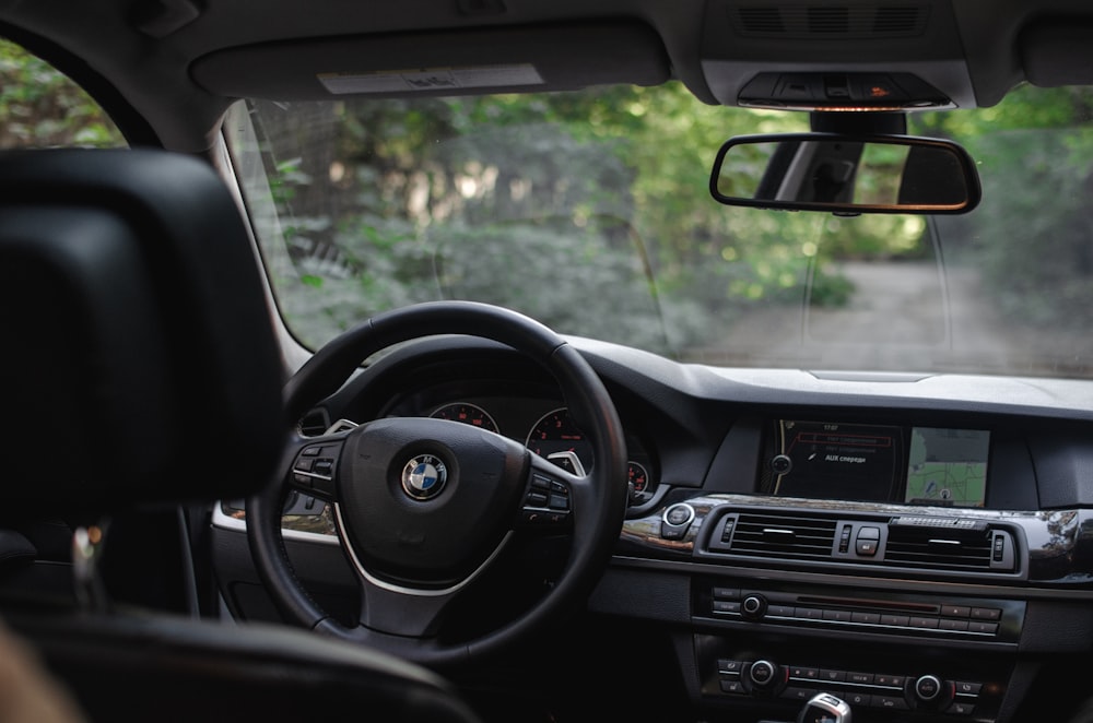 black bmw car steering wheel