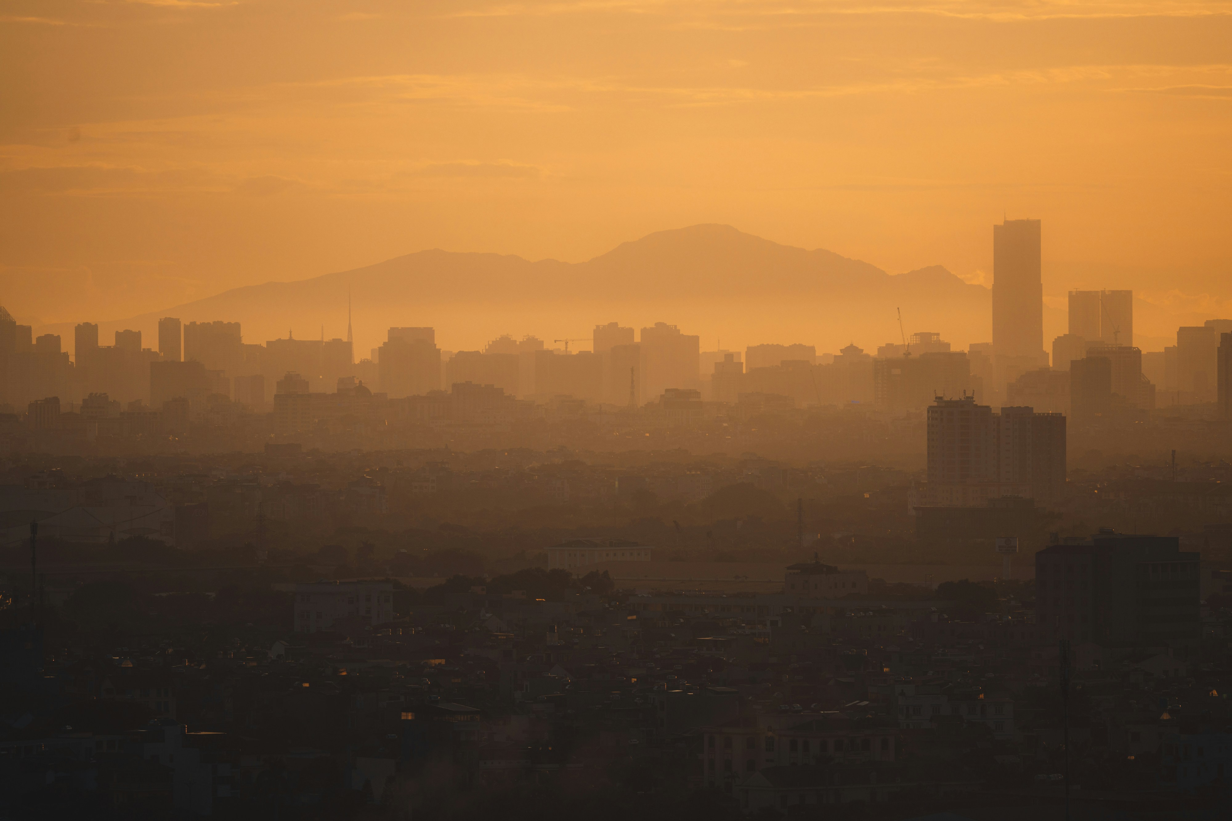 silhouette of mountain during daytime