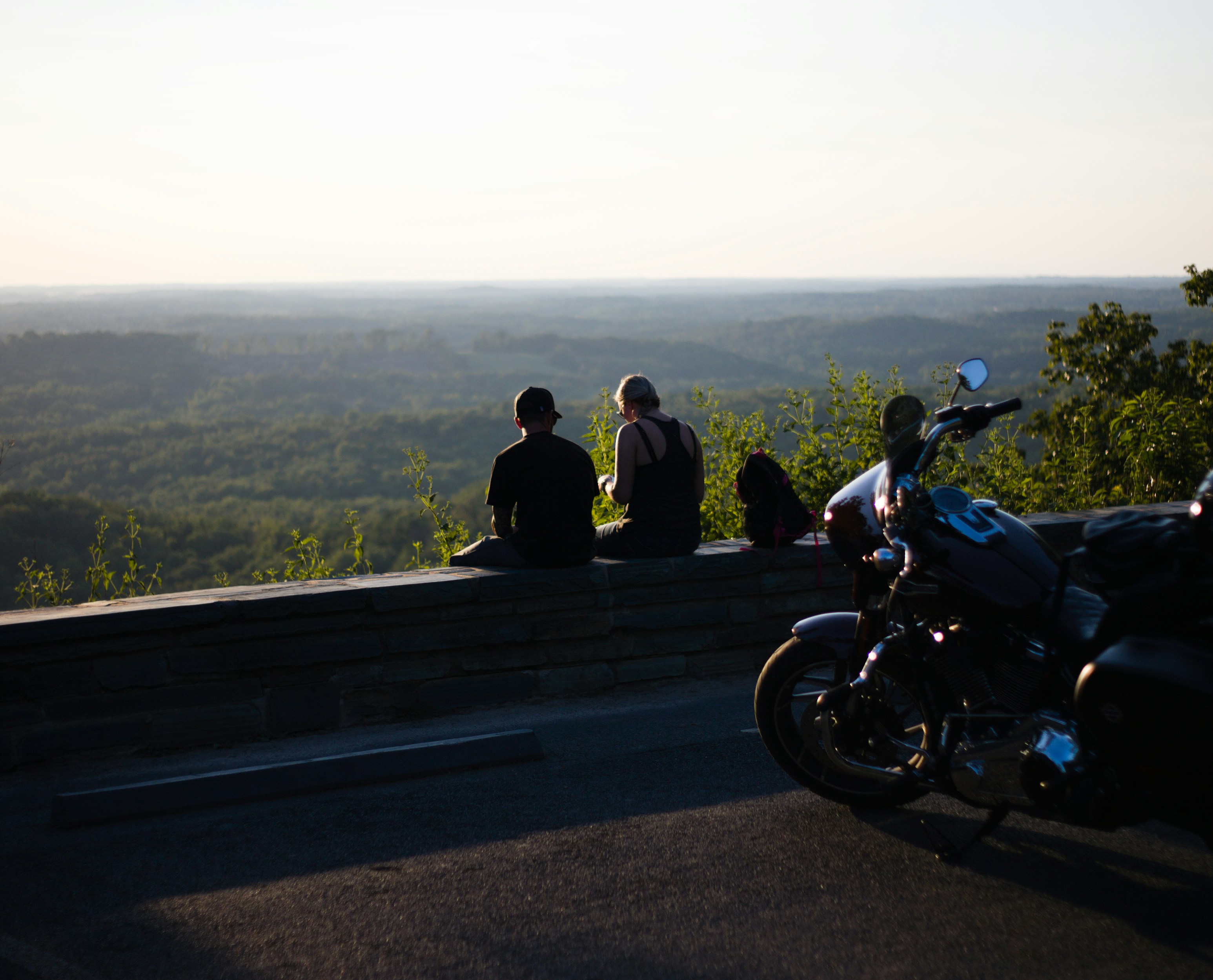 Riding Mountain Passes Safely: Technique, Braking, Hairpins and Dealing with Traffic
