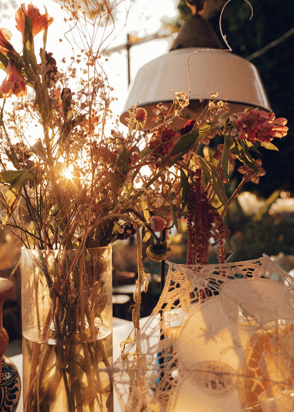 gold and white floral table cloth