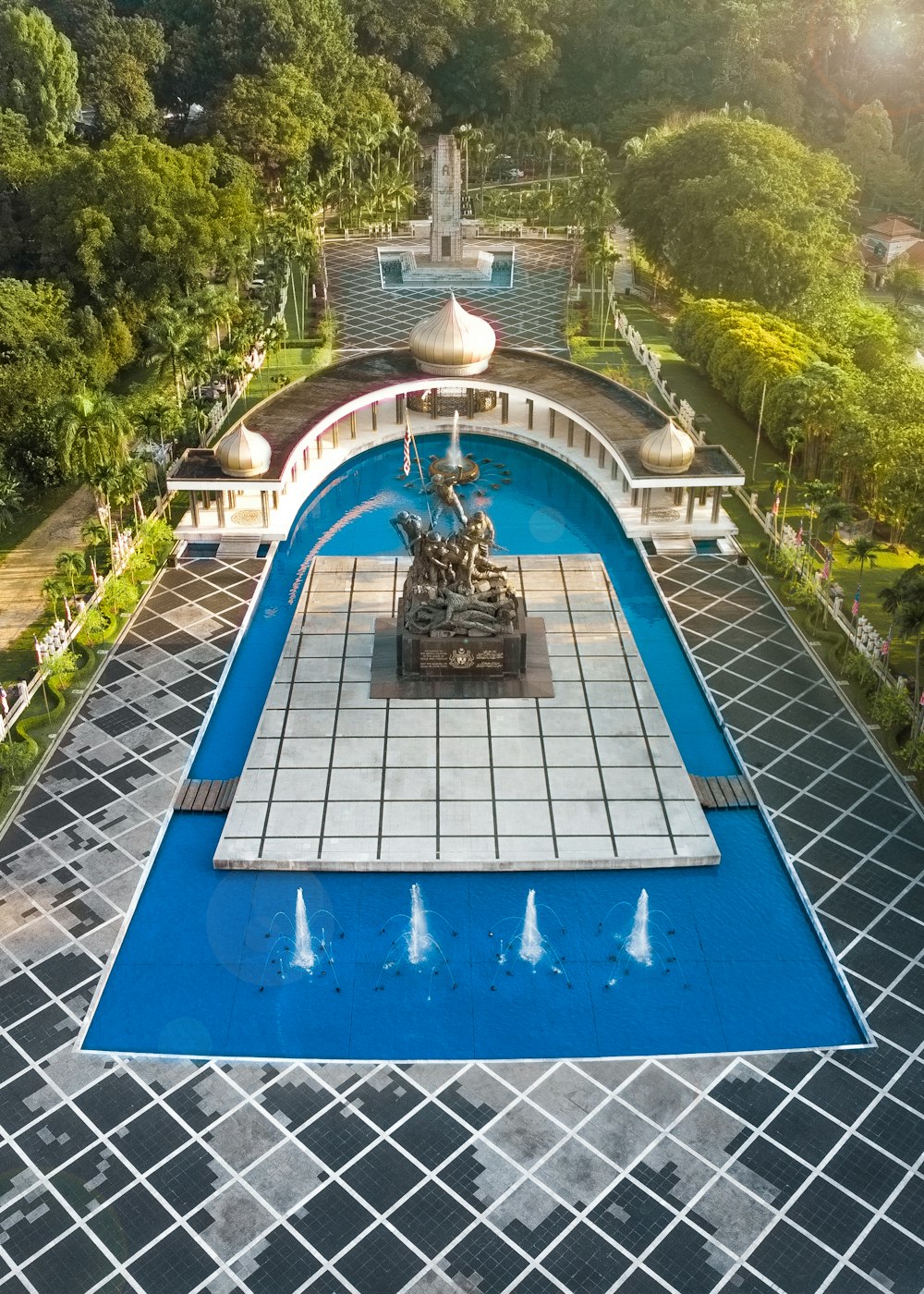 blue and white concrete fountain