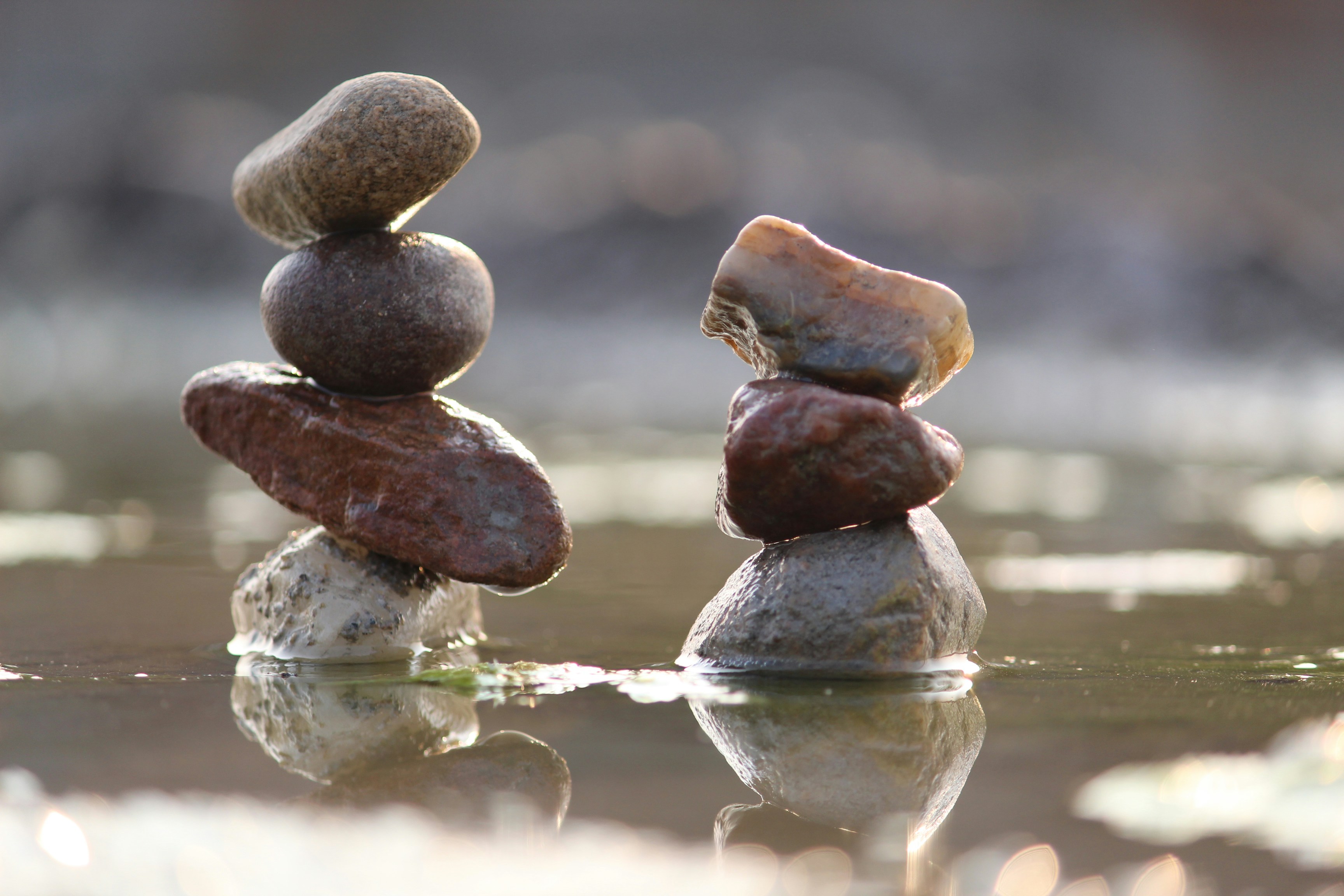 Can Deep Equilibrium Models Replace Stacked Residuals?