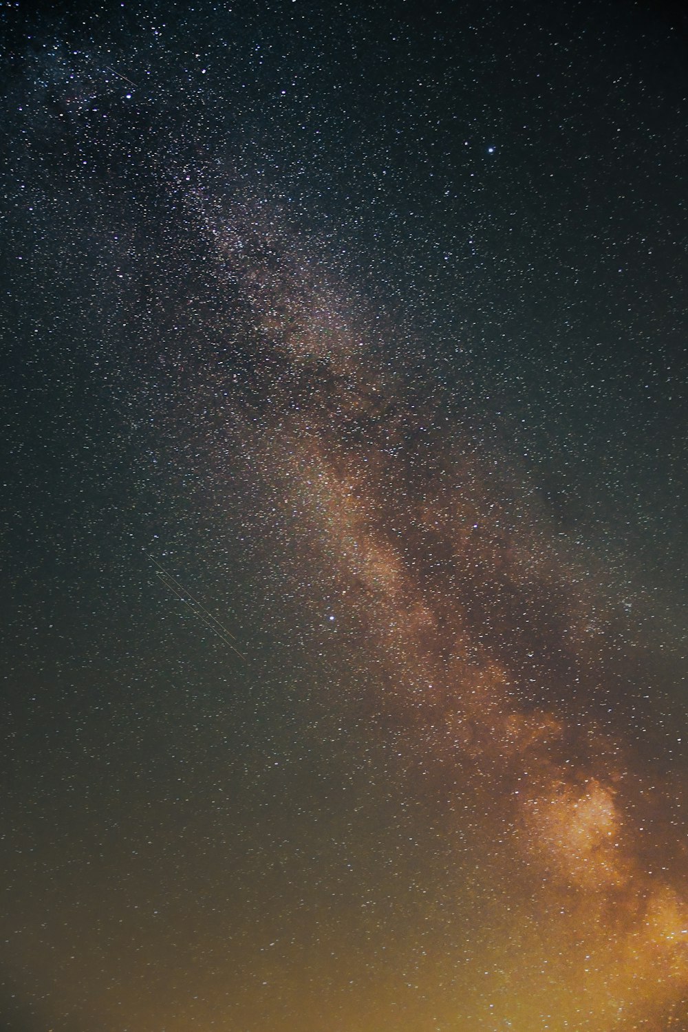 céu noturno estrelado azul e branco