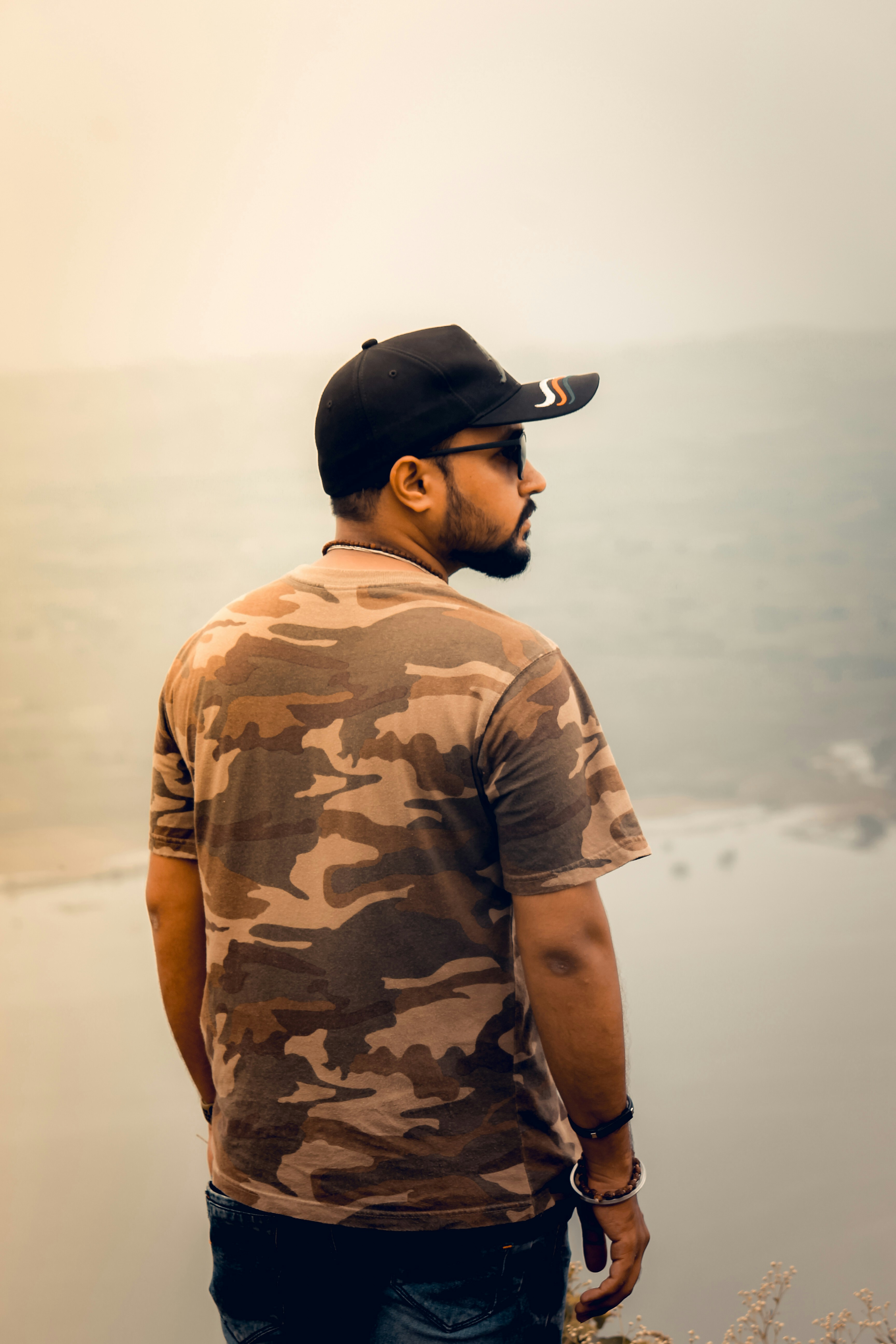 Photo by vaibhav_pixels