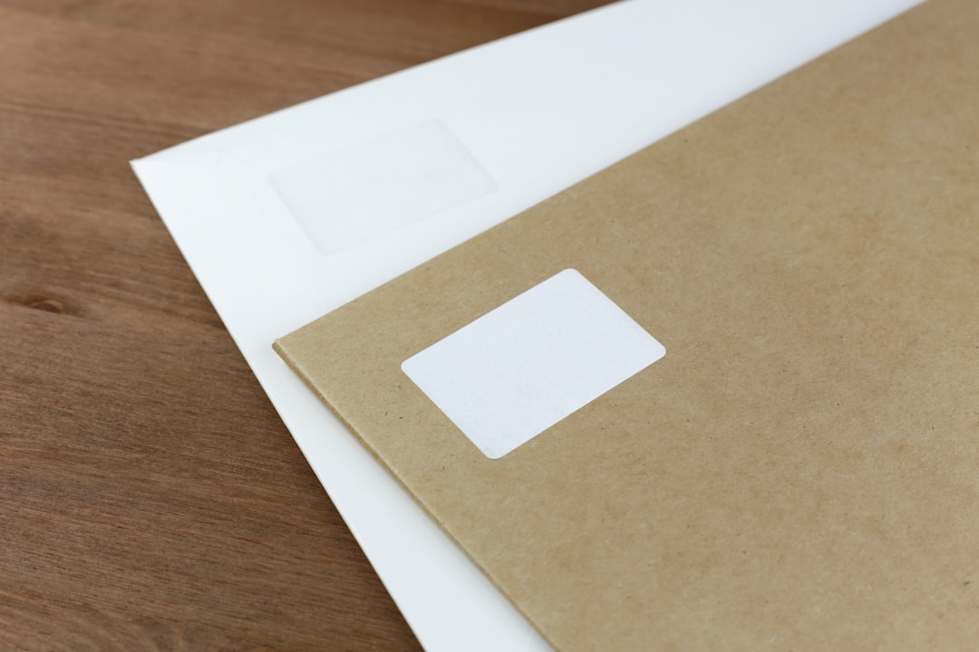 Why Use Padded Envelopes for Shipping Electronics?
