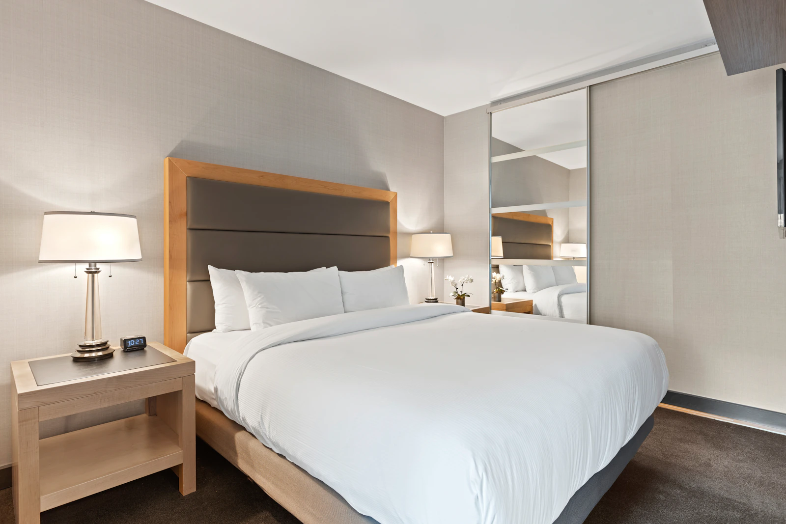 mở tài khoản booking