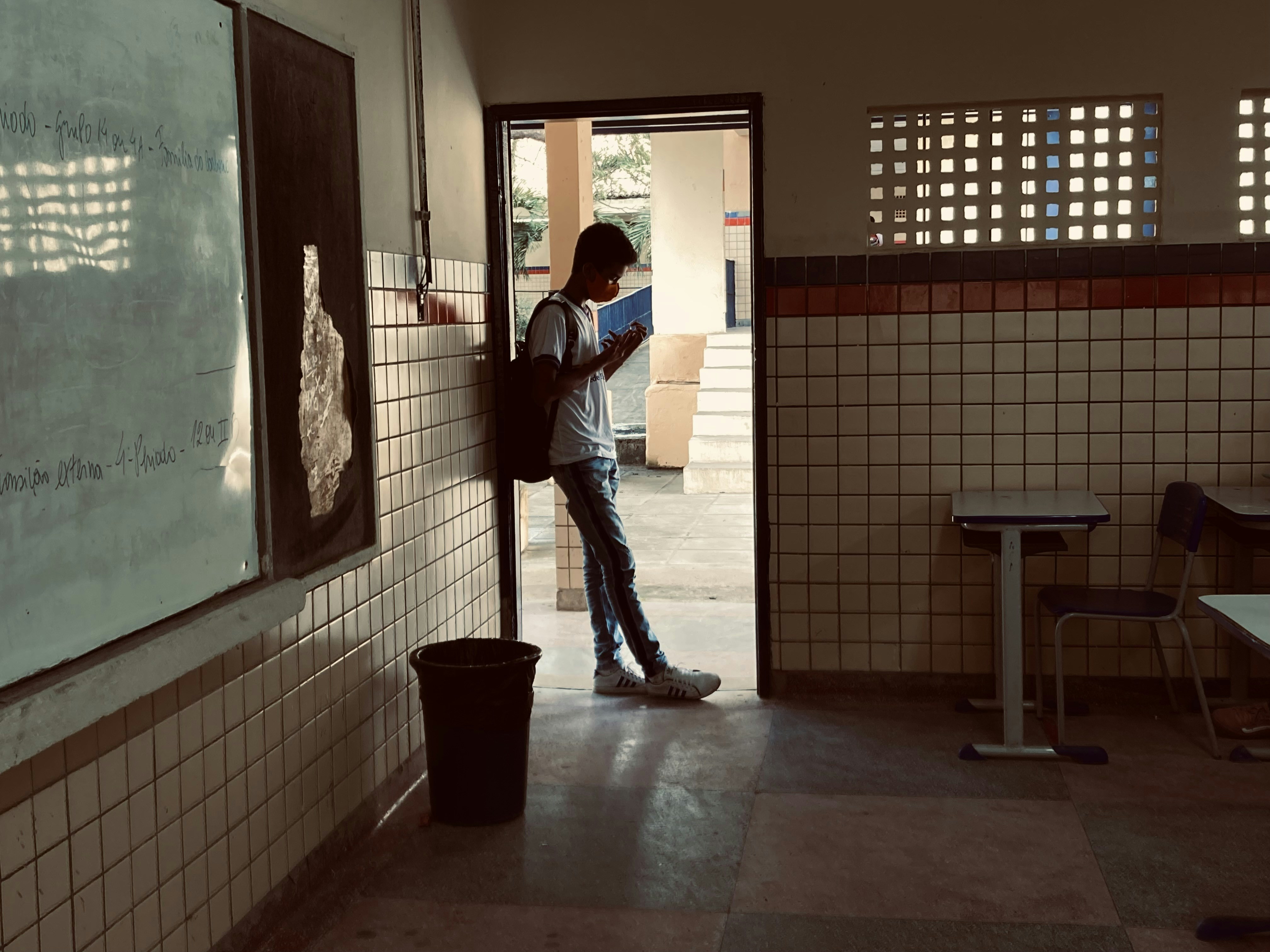 The Case Against Cell Phones in Classrooms