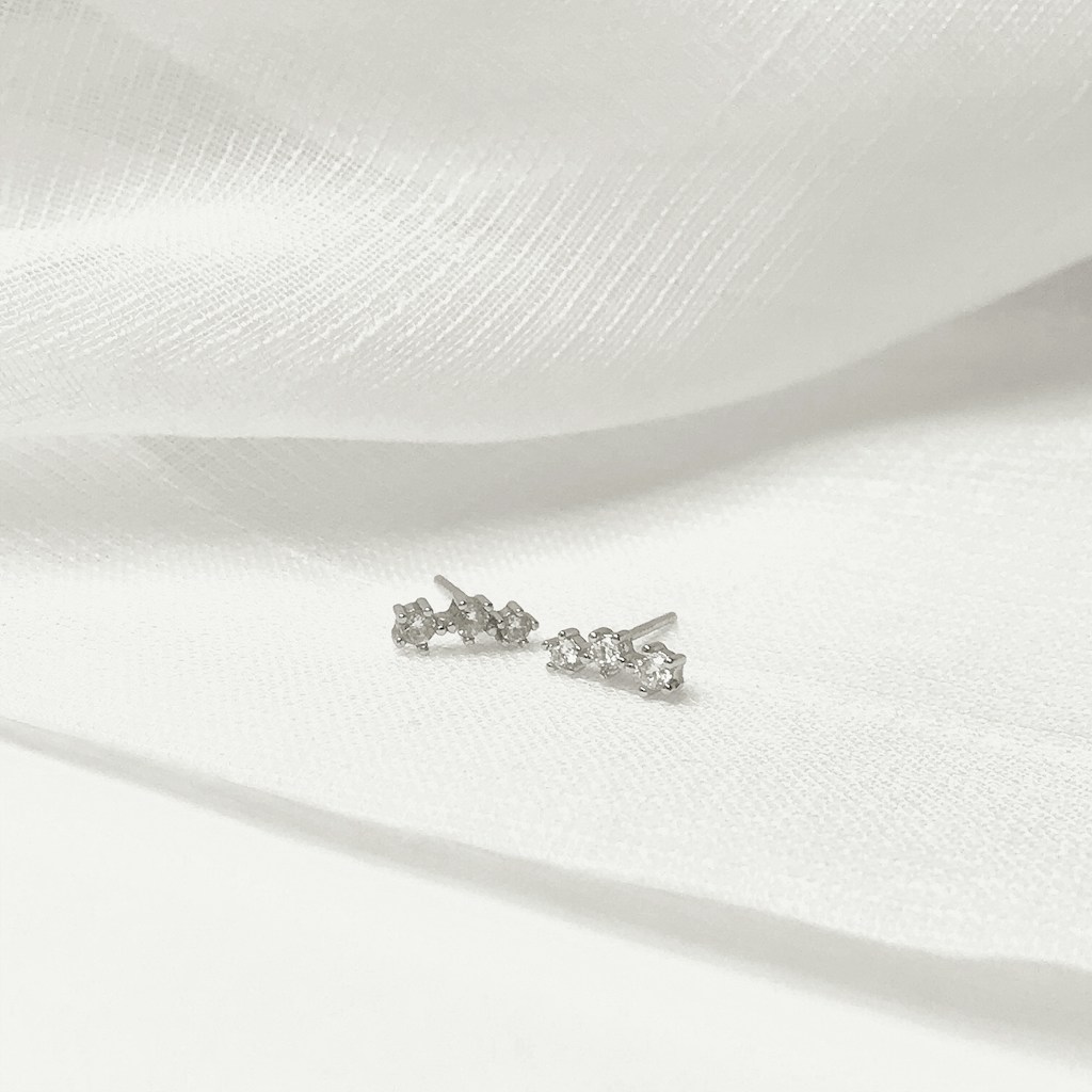 Lumière Diamond Studs