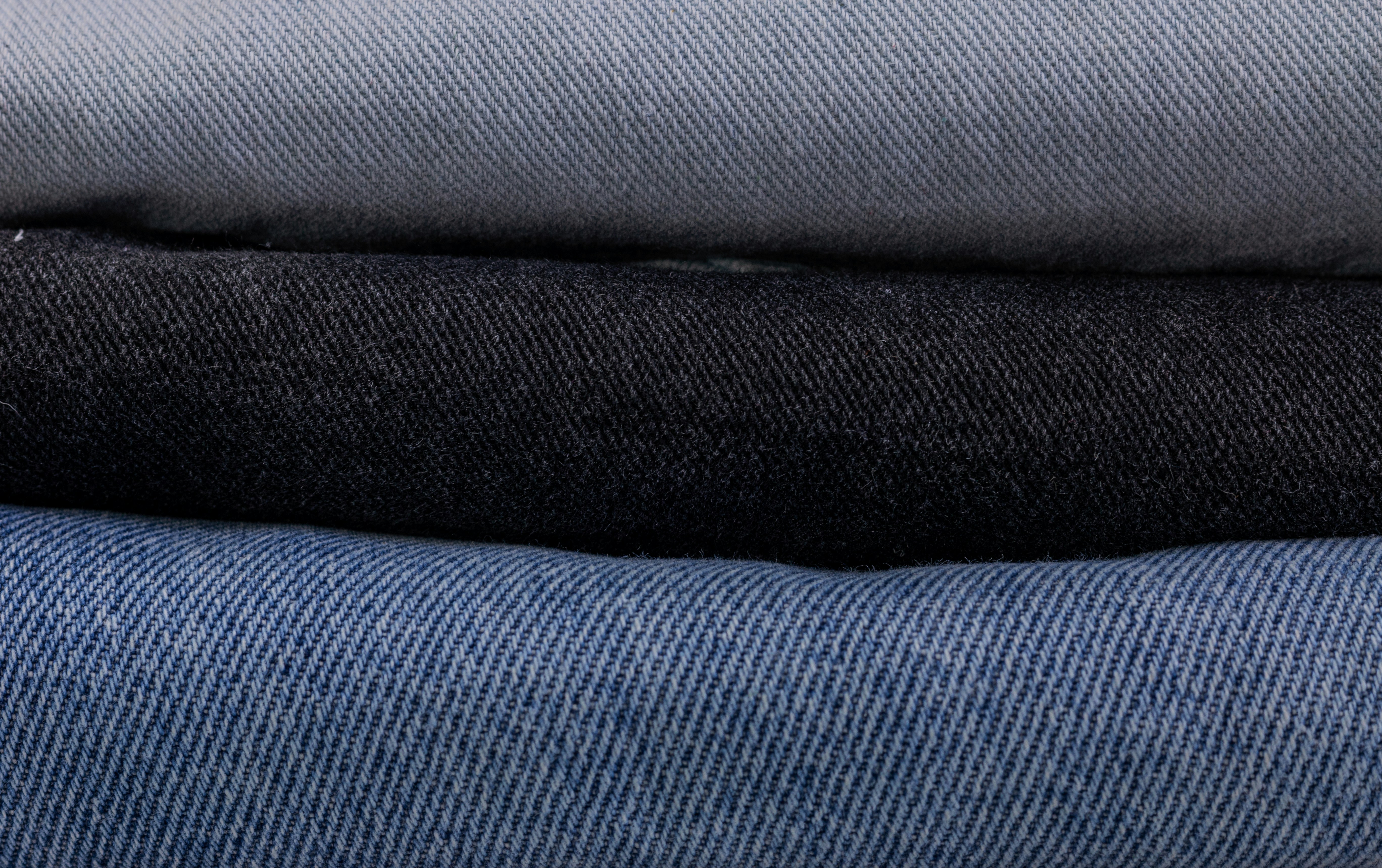 Blue and black striped textile photo Free Black Image on Unsplash