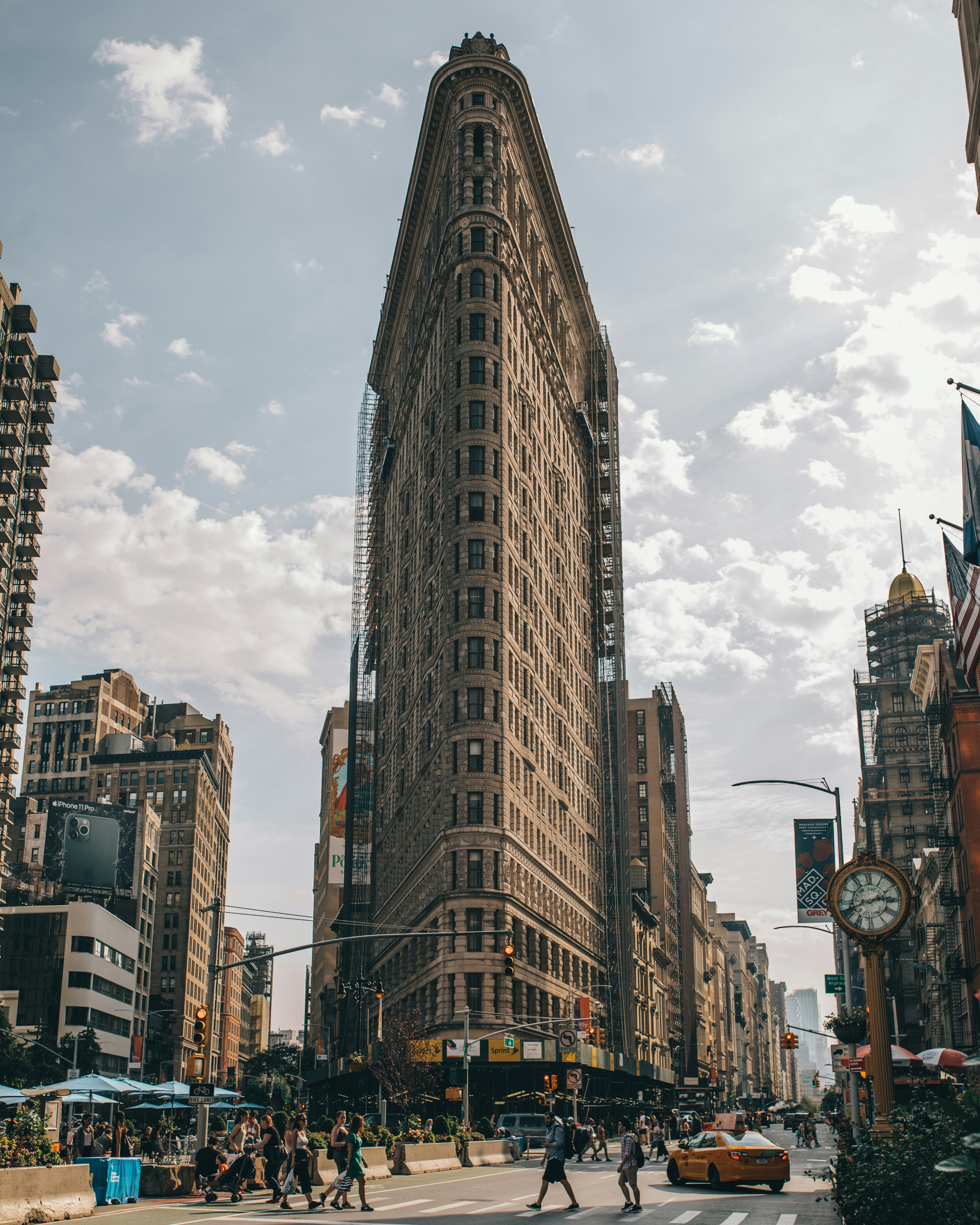 Photo by bennyrotlevy