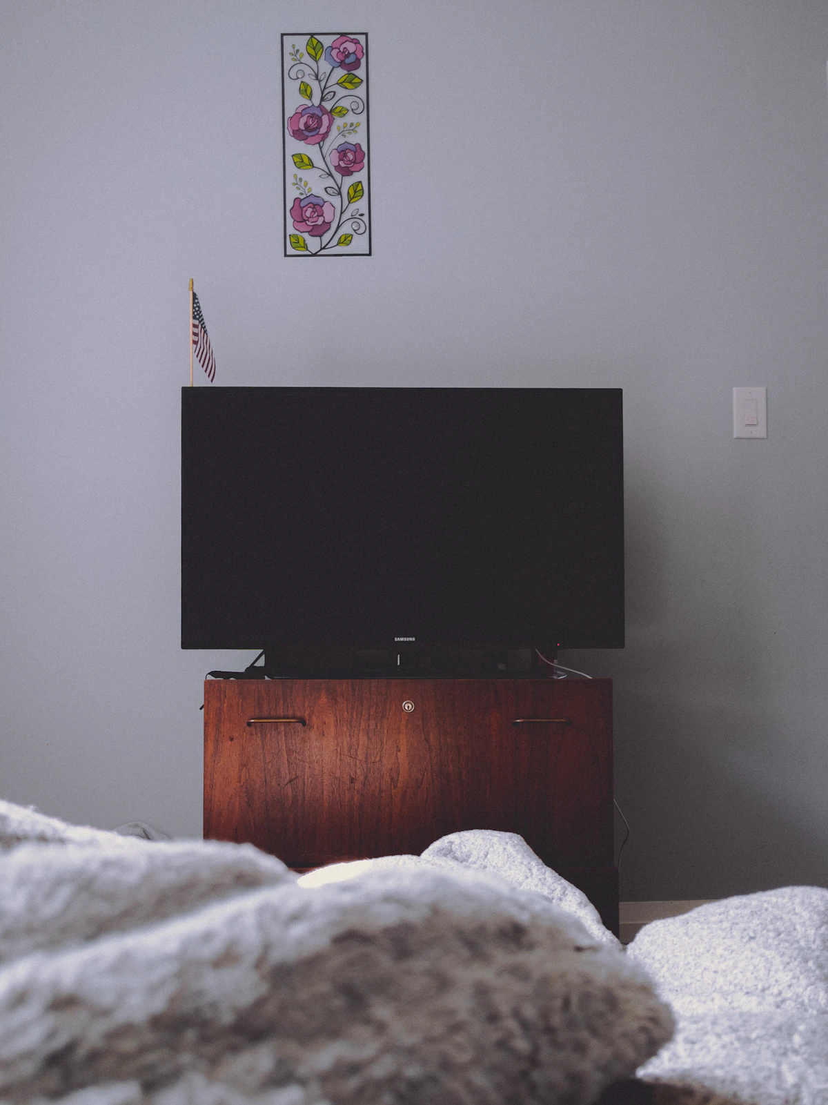 Modern TV Unit Wall
