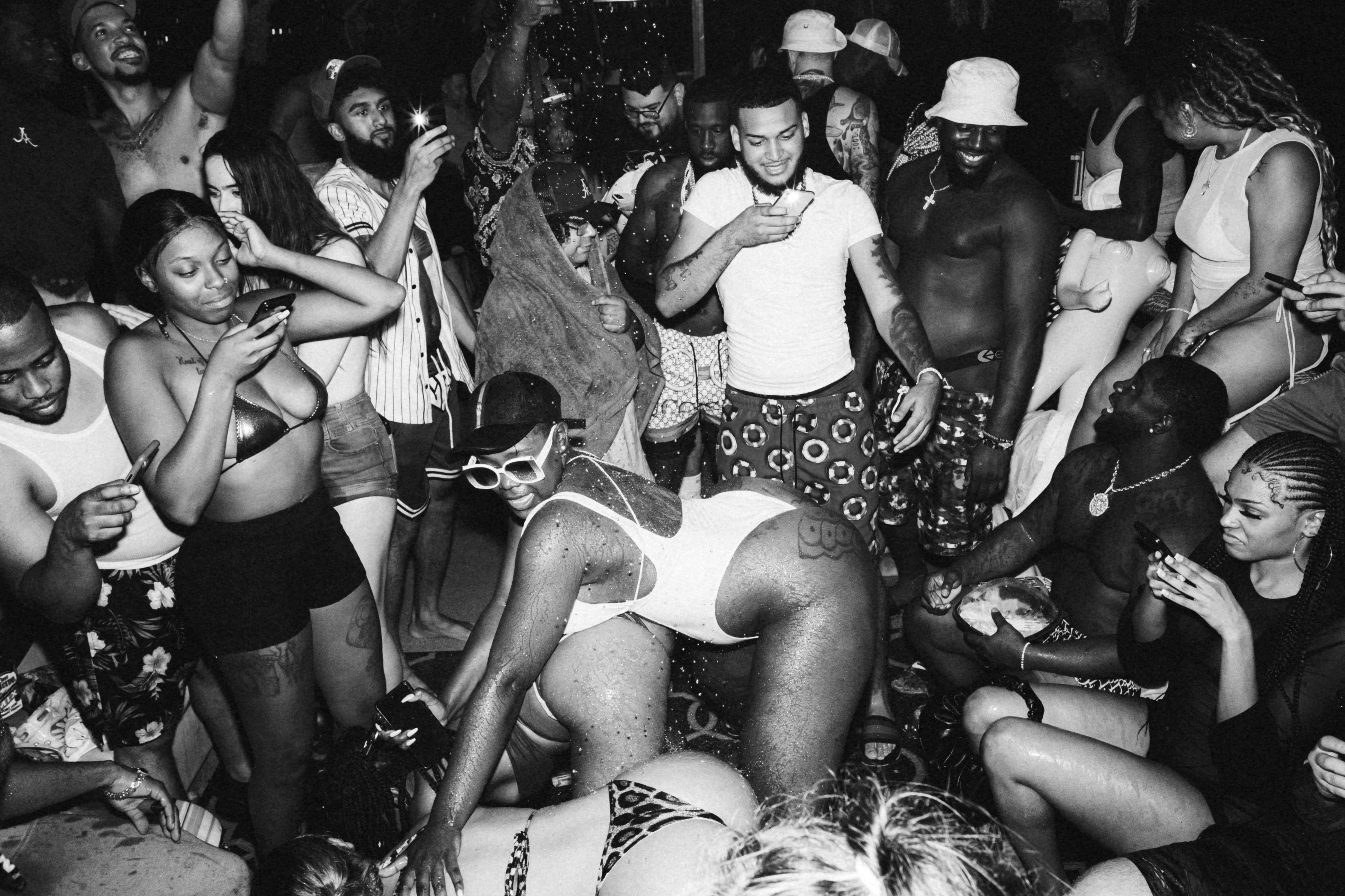 Image de Soirée seventies : Disco Dom de Dombresky illumine la Dune Club