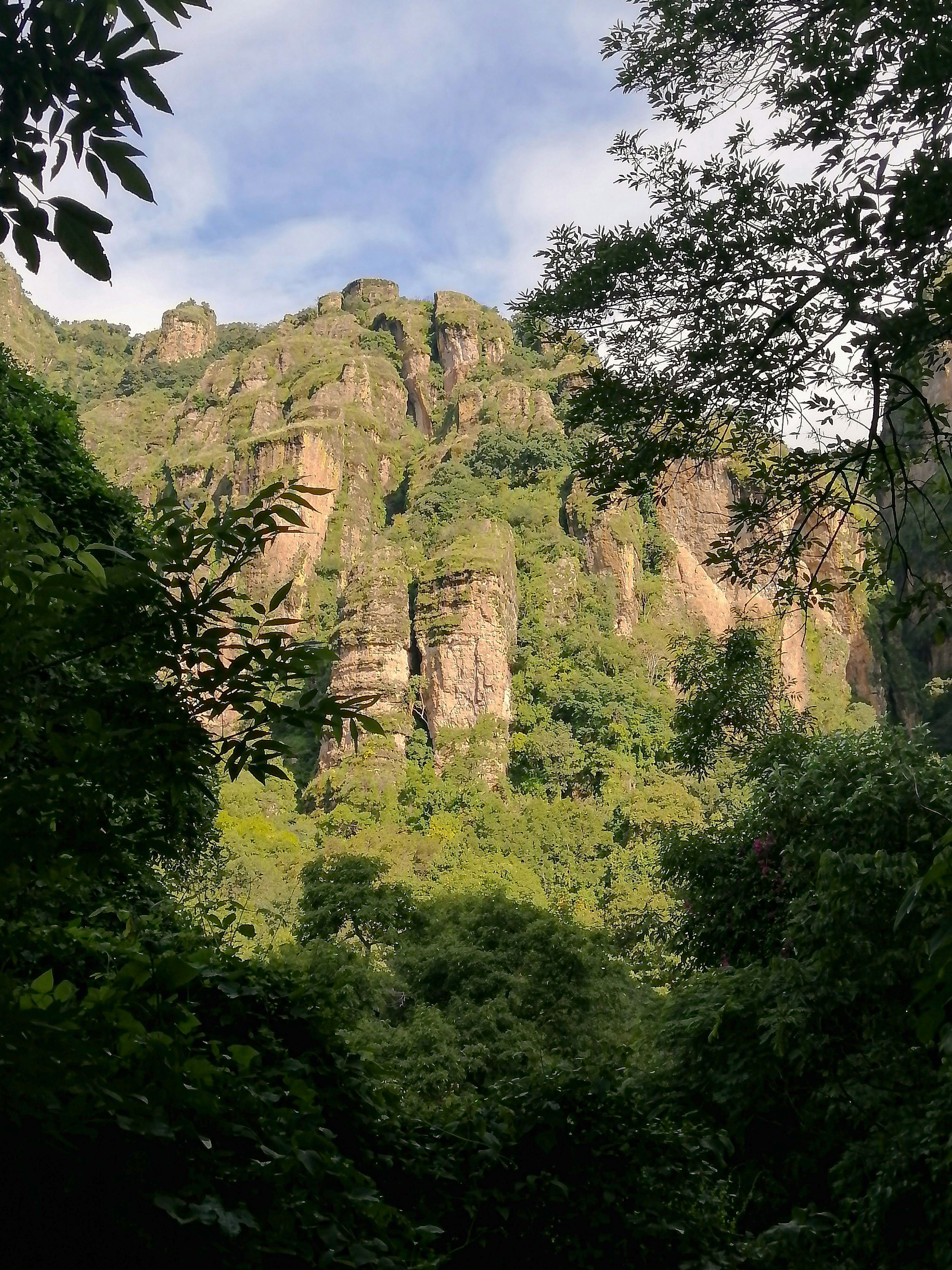 cerro del tepozteco en morelos.