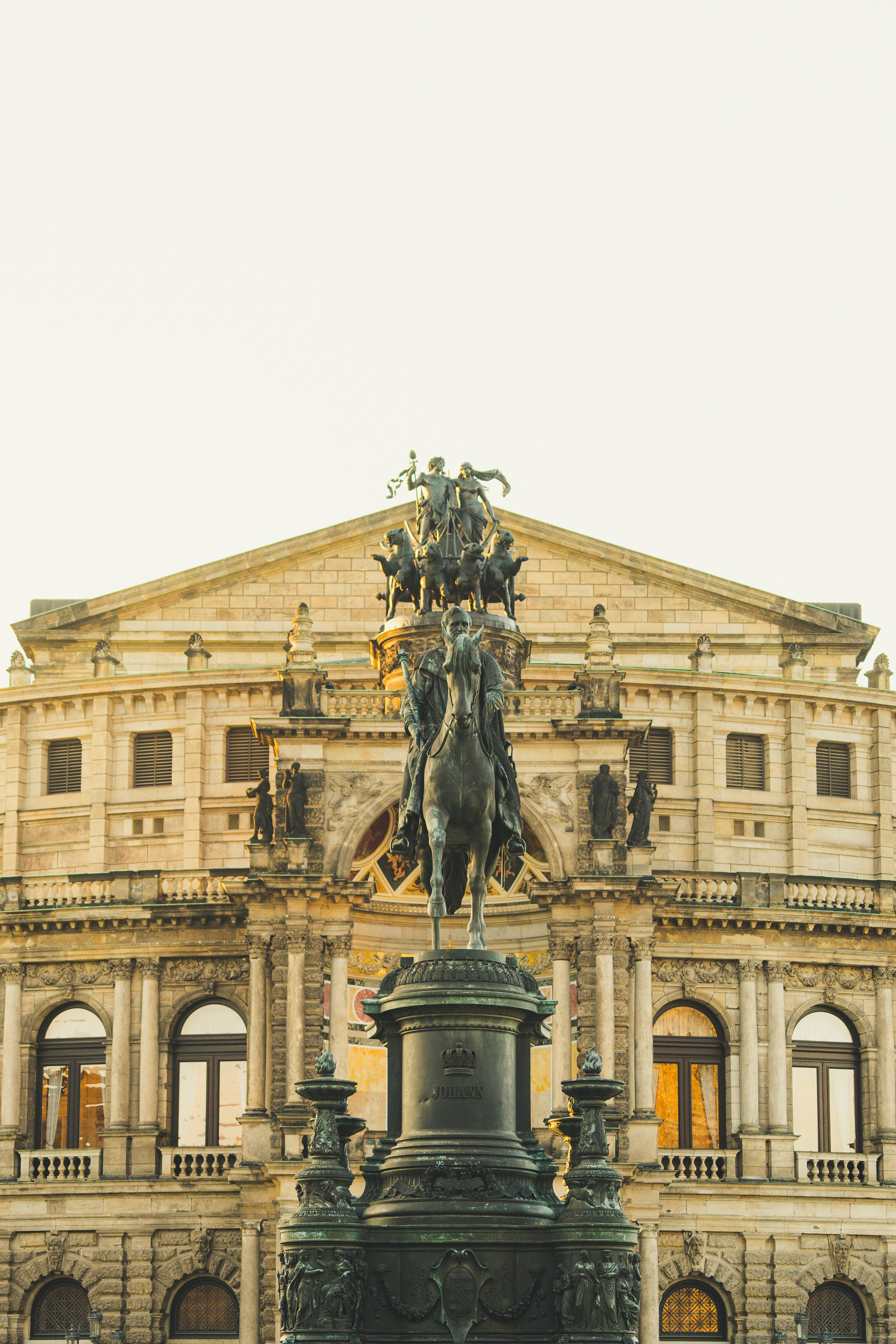 Photo by theverticalstory