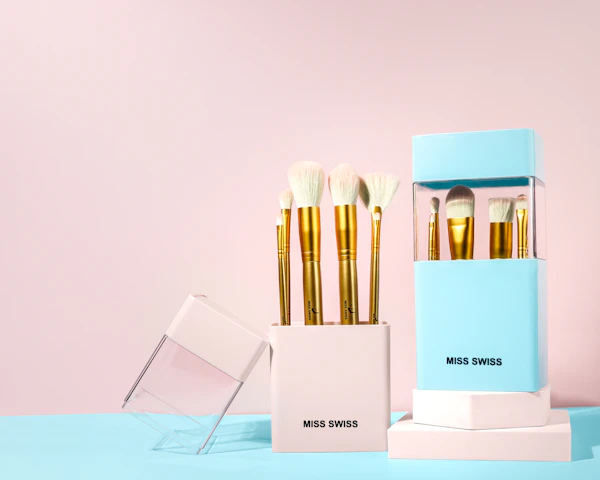 STUDIO RADIANCE SERUM-POWERED™ FOUNDATION